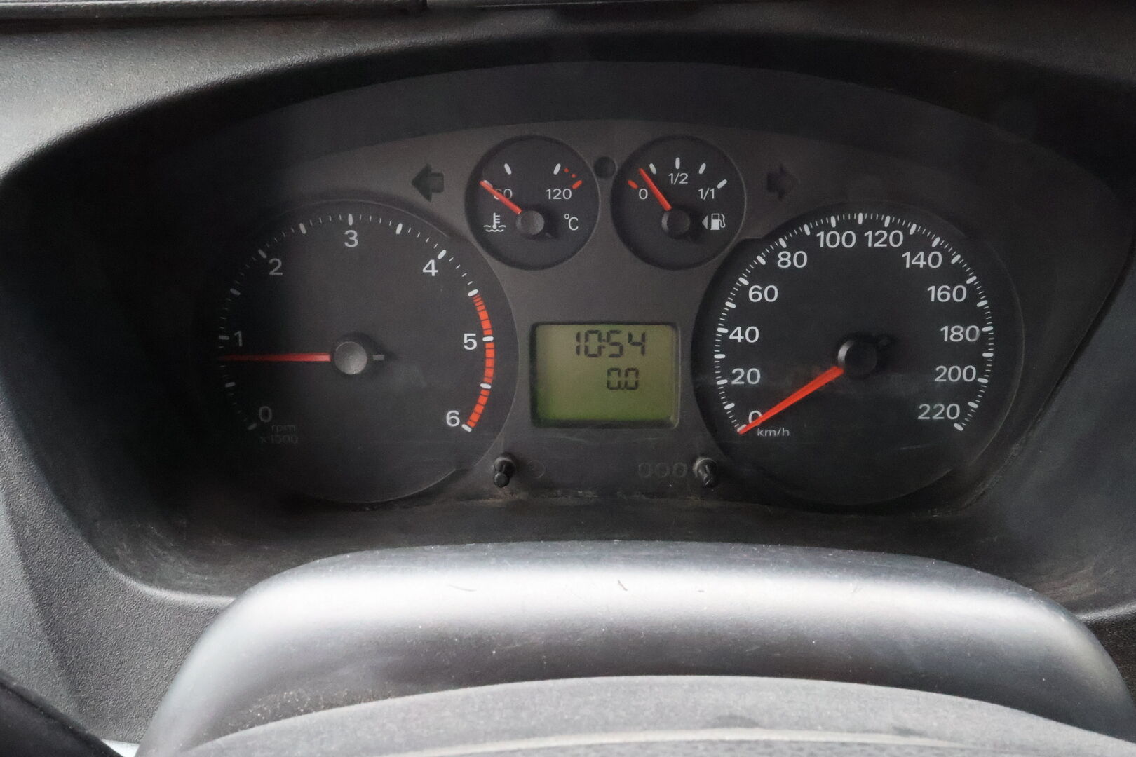 Ford Transit 2008 (BB) 2.4TDCI T350 /  Kevyt Kuorma-auto - *Katsastus 03/2026!! / Kevyt K-A / Koukku / Vähän ajettu!!* *MYYDÄÄN HUUTOKAUPAT.COMISSA!!*