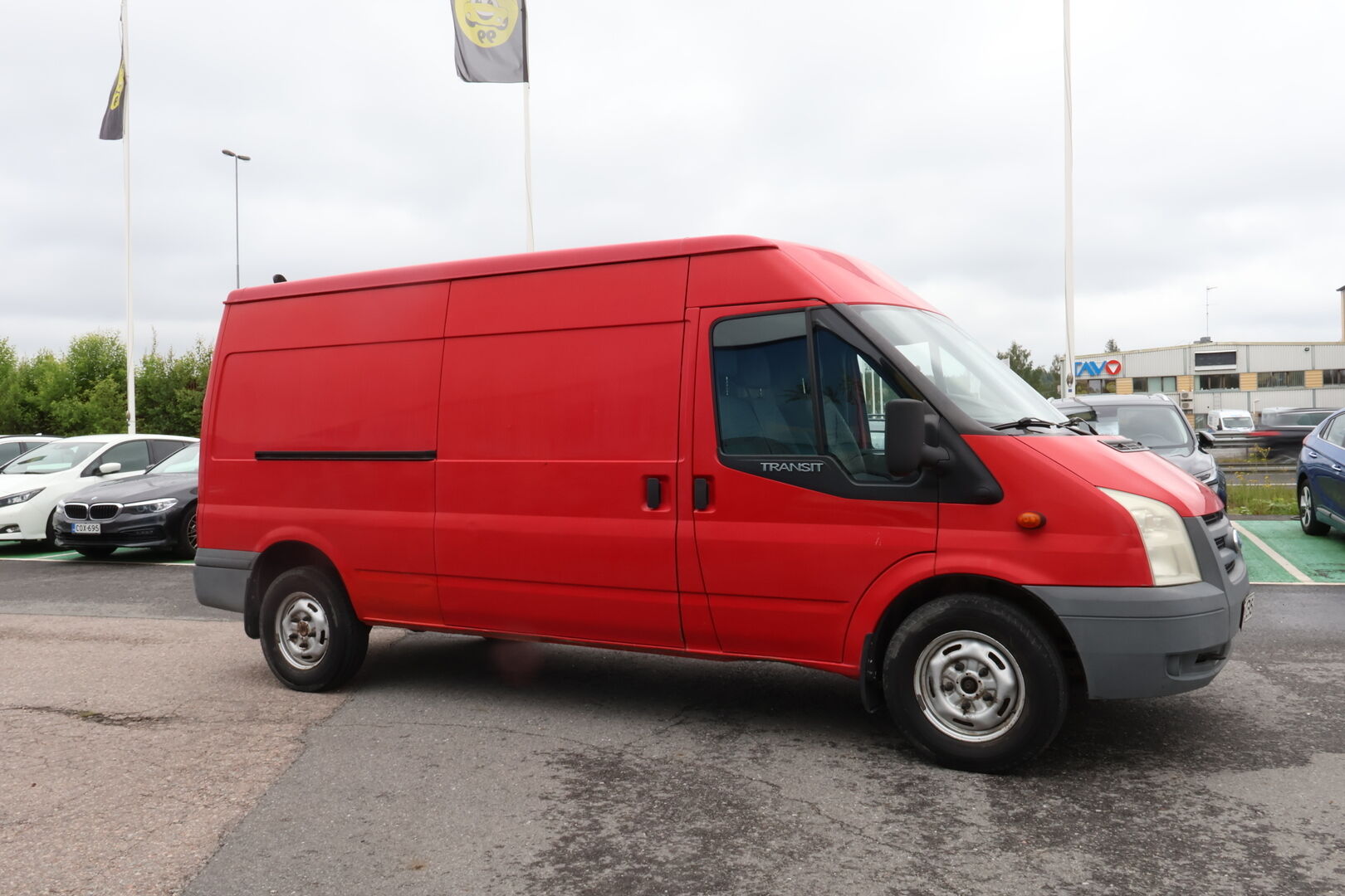 Ford Transit 2008 (BB) 2.4TDCI T350 /  Kevyt Kuorma-auto - *Katsastus 03/2026!! / Kevyt K-A / Koukku / Vähän ajettu!!* *MYYDÄÄN HUUTOKAUPAT.COMISSA!!*
