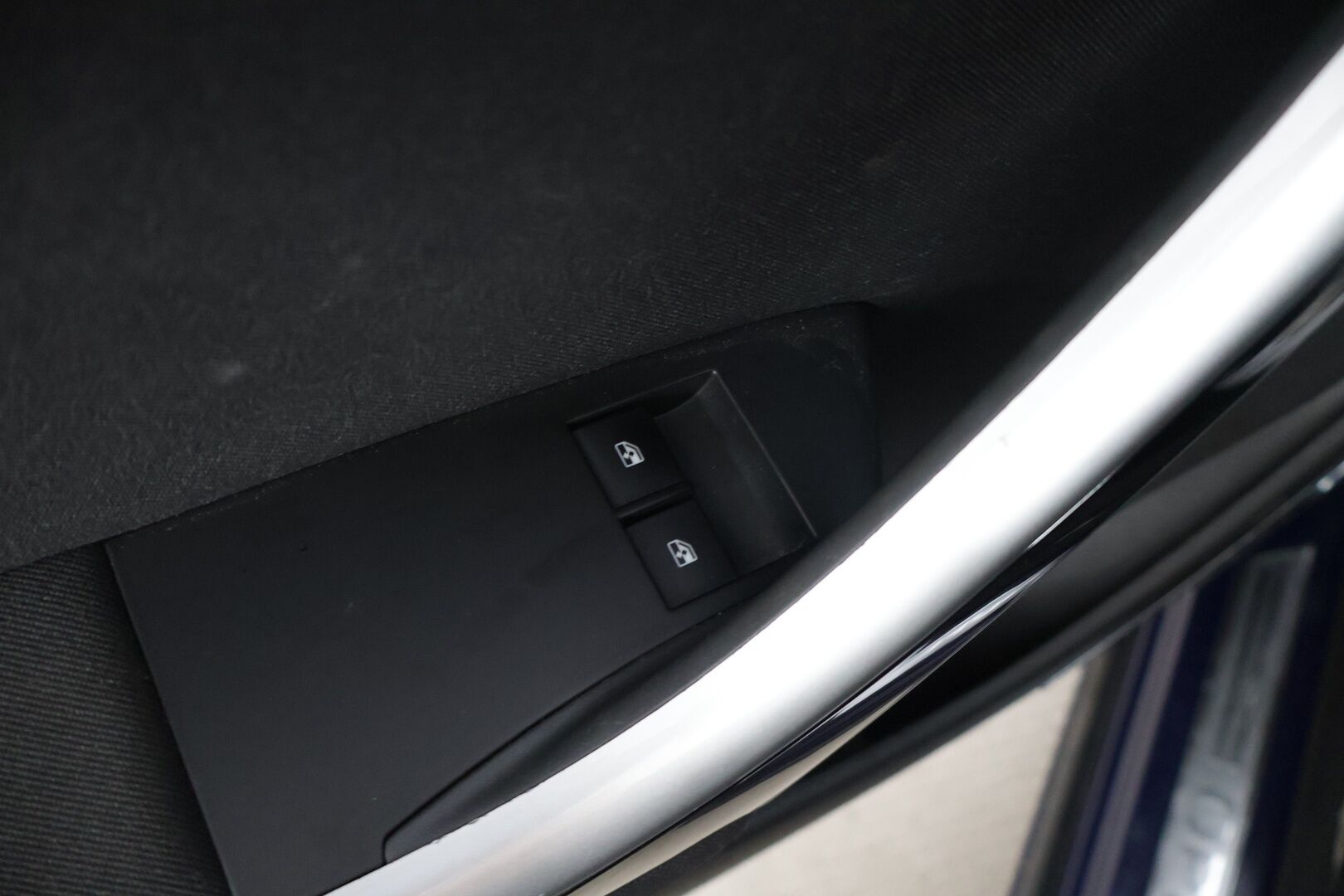 Opel Astra 2011 5-ov Sport 1,4 Turbo Ecotec 103kW AT6 YritysOutlet - Myydään vain yrityksille * Lohkoläm.+ sisätilanläm. / Vakionopeudensäädin / P. Tutka / Xenon / Vetokoukku * - Tämä auto myydään YritysOutlet -valikoimasta vain yritykselle / Viimeisin huolto 10/25 / Kahdet renkaat alumiinivanteilla!