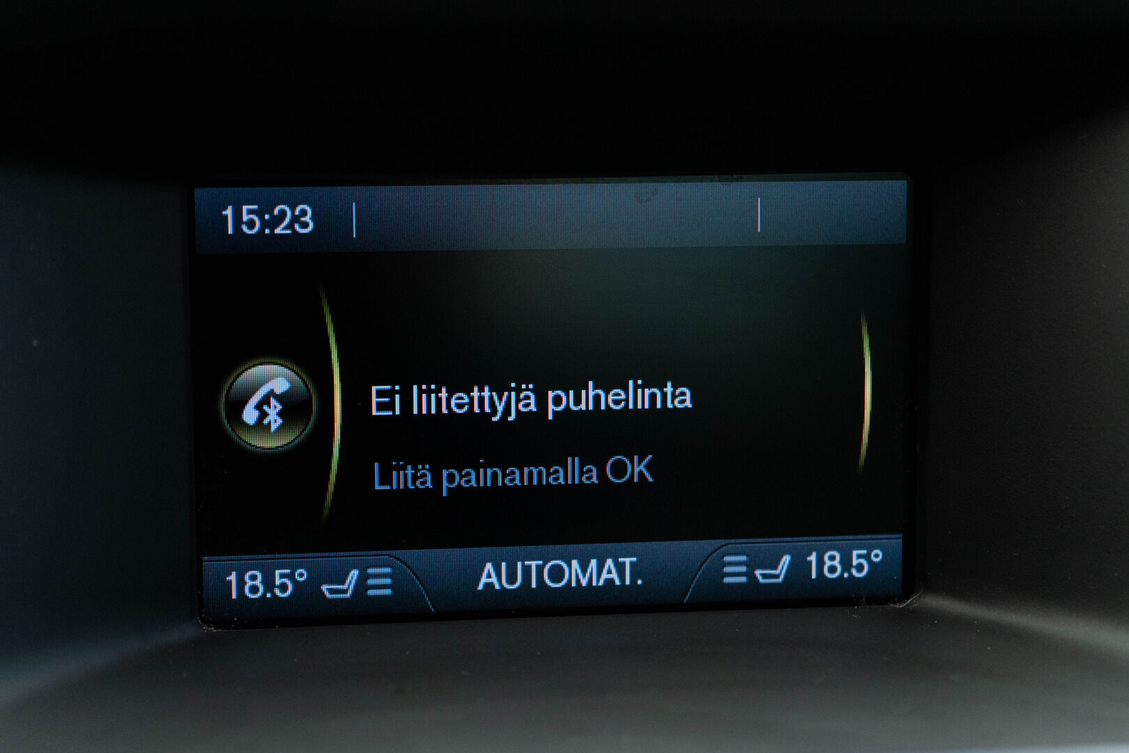 Volvo S60 2011 D3 Summum Business *Webasto / Muistipenkki / Nahat / Koukku / BT* - Suomiauto / Hyvät Hakkapeliitta 9 Nastat / Juuri Leimattu ja huollettu