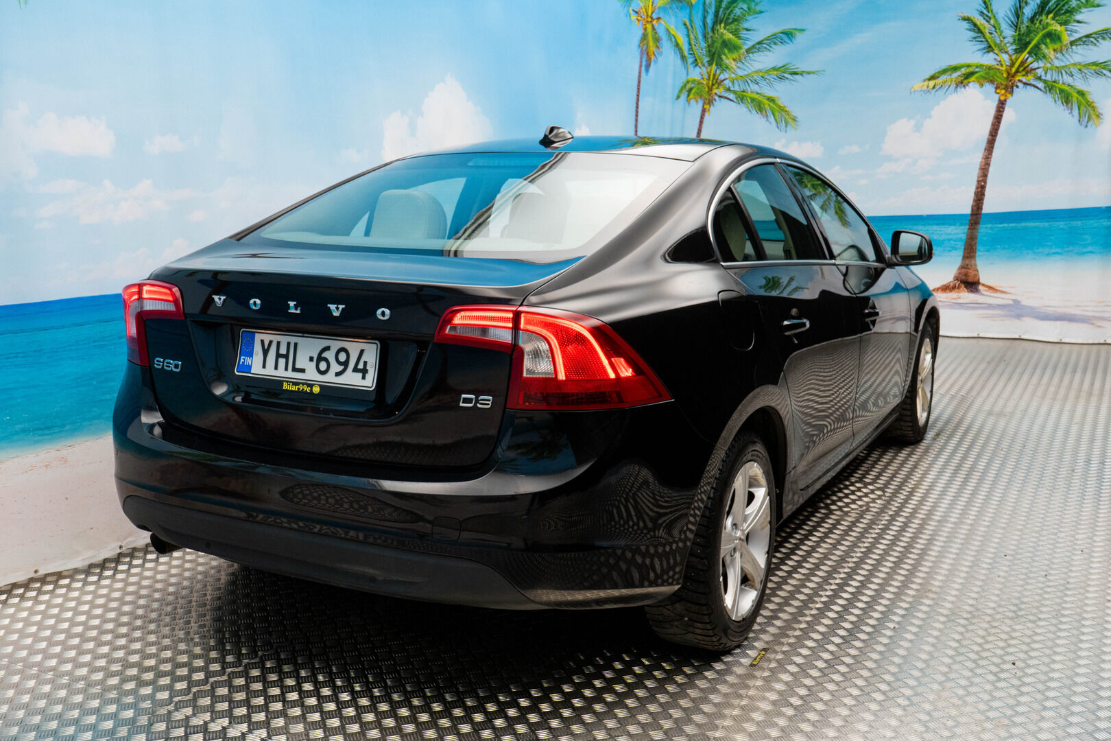 Volvo S60 2011 D3 Summum Business *Webasto / Muistipenkki / Nahat / Koukku / BT* - Suomiauto / Hyvät Hakkapeliitta 9 Nastat / Juuri Leimattu ja huollettu