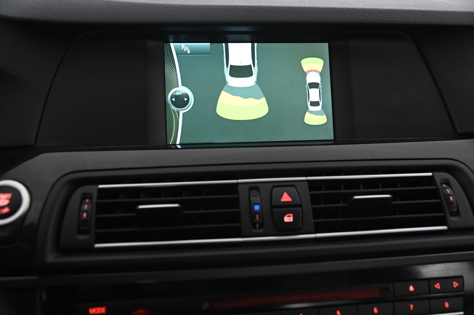 BMW 523 2011 A F10 Sedan *Adapt. Vakkari / Tutkat / Vetokoukku* - *Suomi-auto / Juuri tullut*