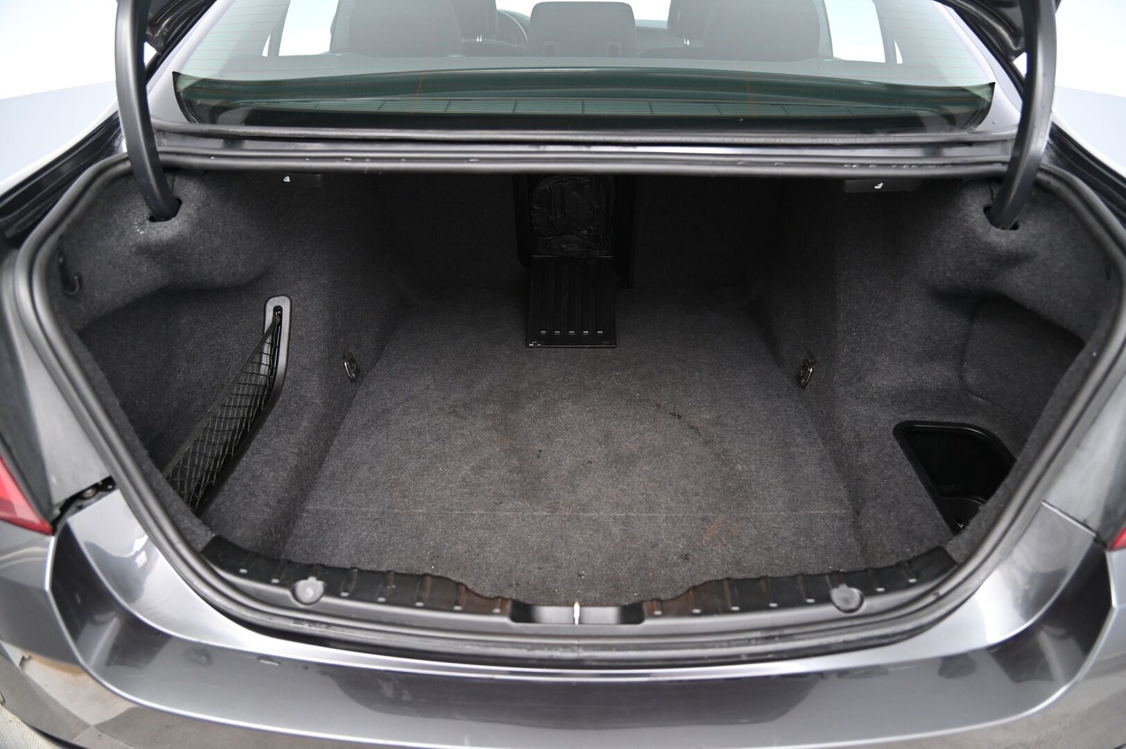 BMW 523 2011 A F10 Sedan *Adapt. Vakkari / Tutkat / Vetokoukku* - *Suomi-auto / Juuri tullut*