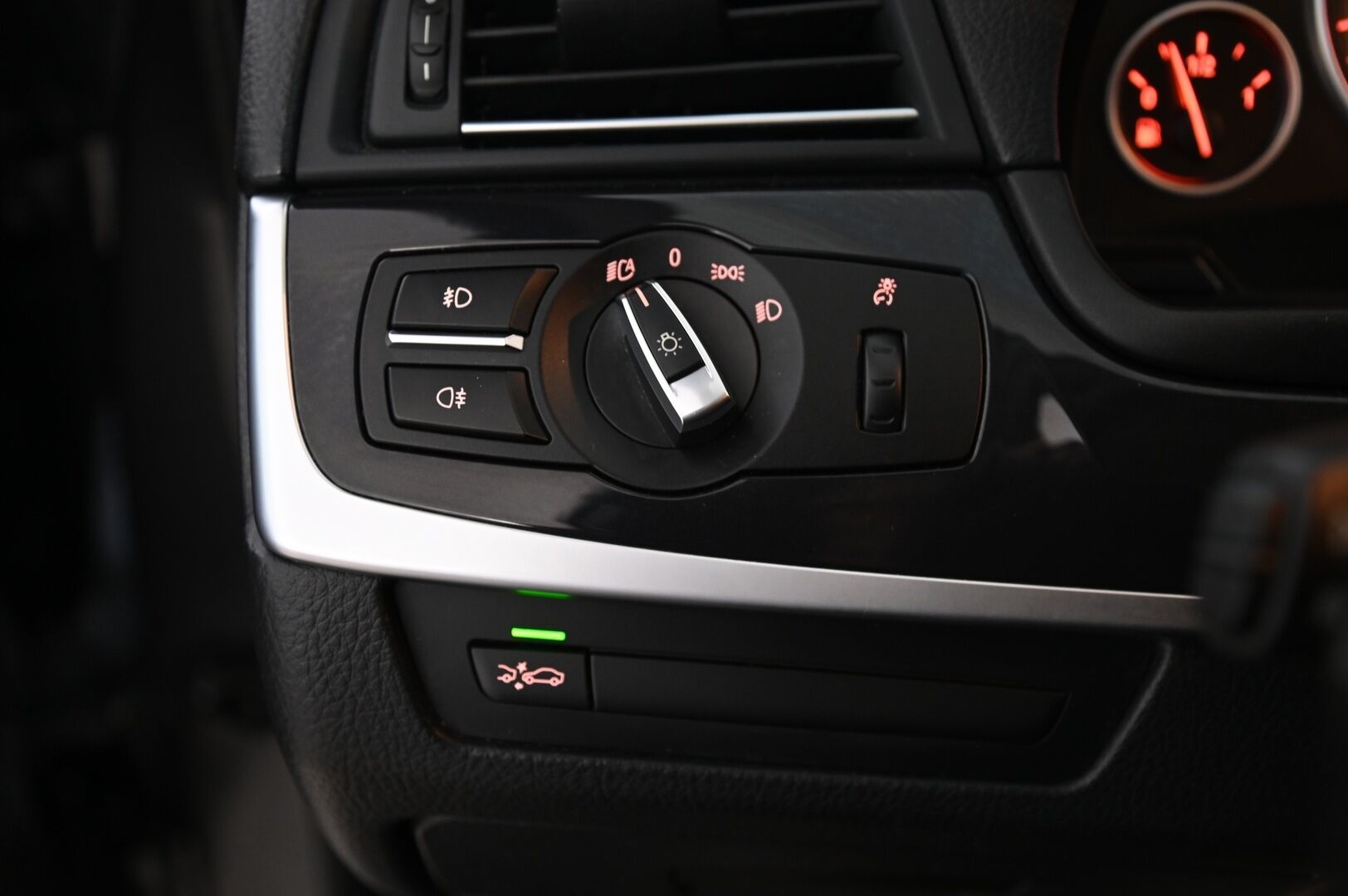 BMW 523 2011 A F10 Sedan *Adapt. Vakkari / Tutkat / Vetokoukku* - *Suomi-auto / Juuri tullut*