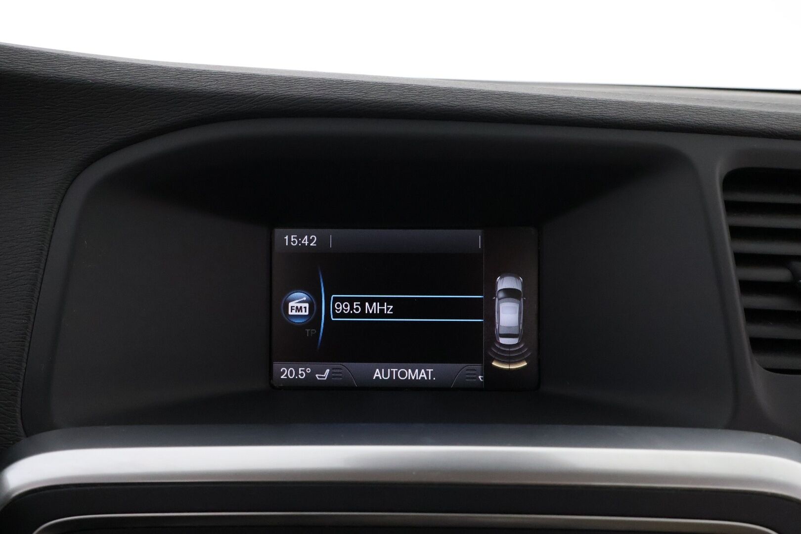 Volvo S60 2011 D3 Momentum Business aut * Suomiauto / Kauko Webasto / Vetokoukku / Vaaleat Puolinahat / Xenon / Vakkari - Juuri katsastettu / Jakopää juuri tehty / Siisti!