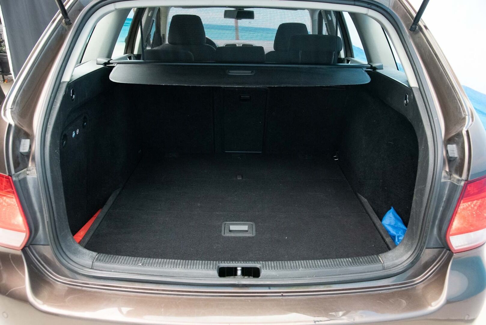 Volkswagen Golf 2011 Variant Comfortline 1.2 TSI 77 kW DSG -YritysOutlet - Myydään vain yrityksille - - Koukku | Xenon | Vakkari | Lohkolämmitin | Ketju vaihdettu | Juuri katsastettu