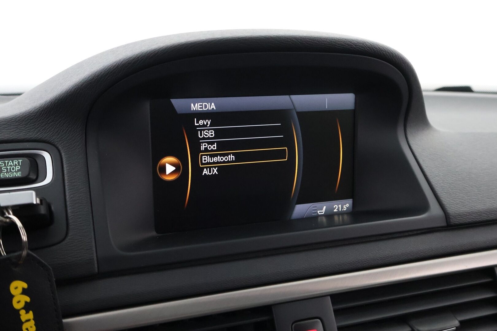 Volvo V70 2011 D3 Summum Taksi aut - MYYDÄÄN HUUTOKAUPAT.COM!