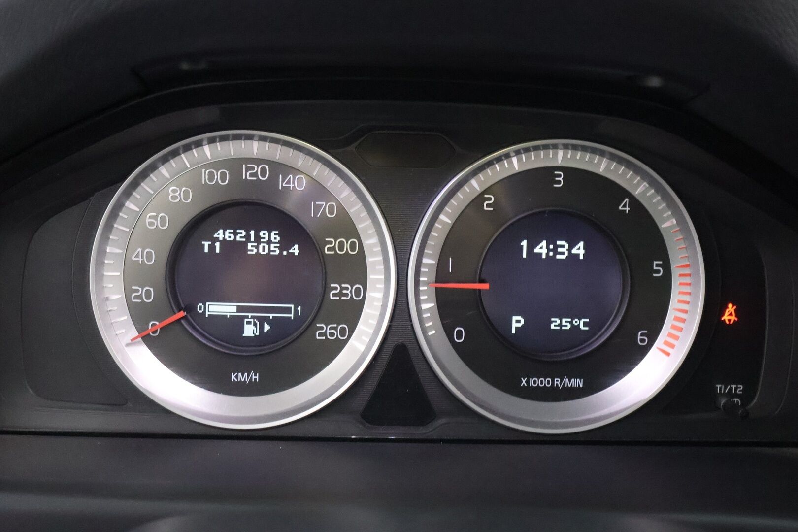 Volvo V70 2011 D3 Summum Taksi aut - MYYDÄÄN HUUTOKAUPAT.COM!