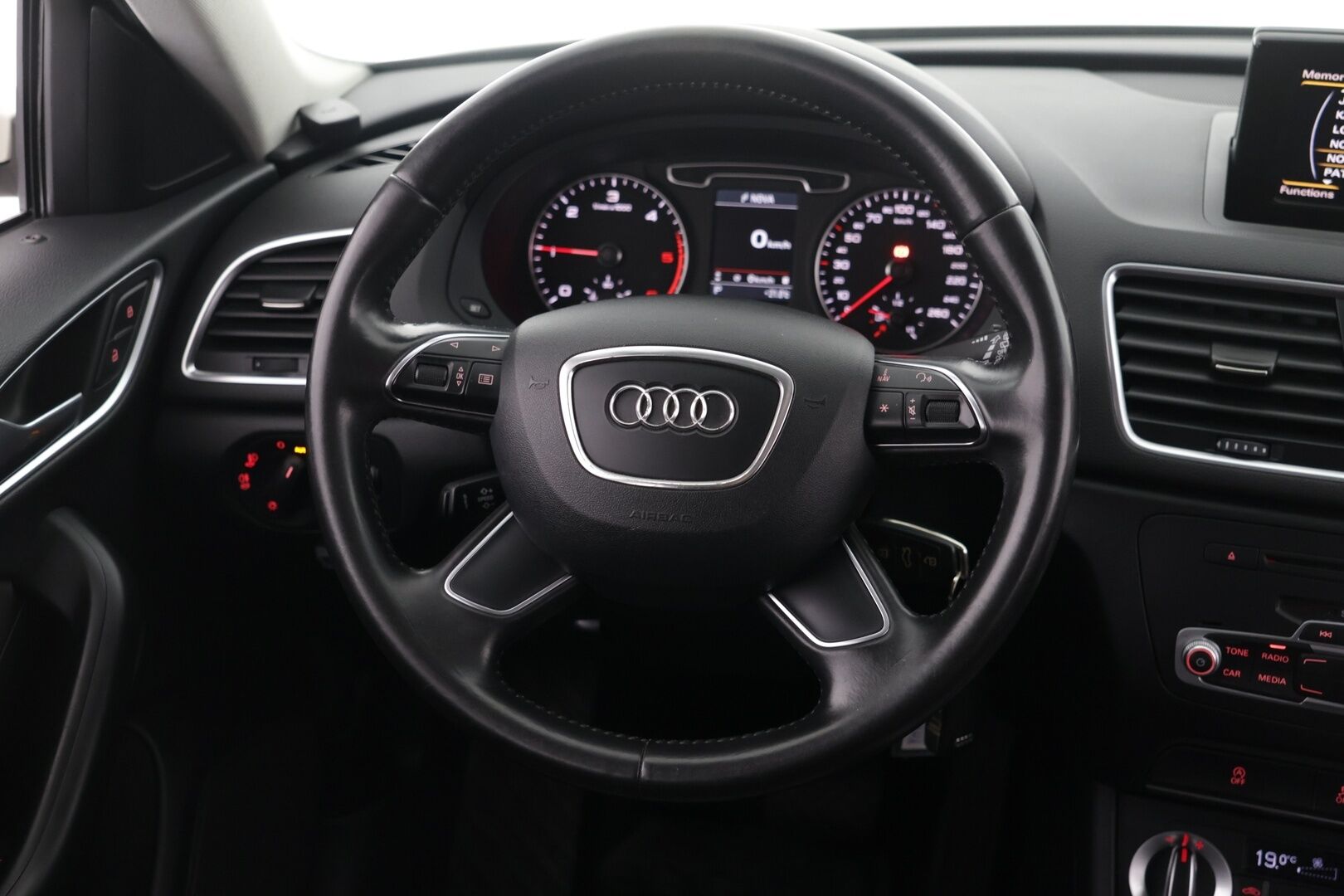 Audi Q3 2012 2,0 TDI quattro S tronic 130 kW Start-Stop Business