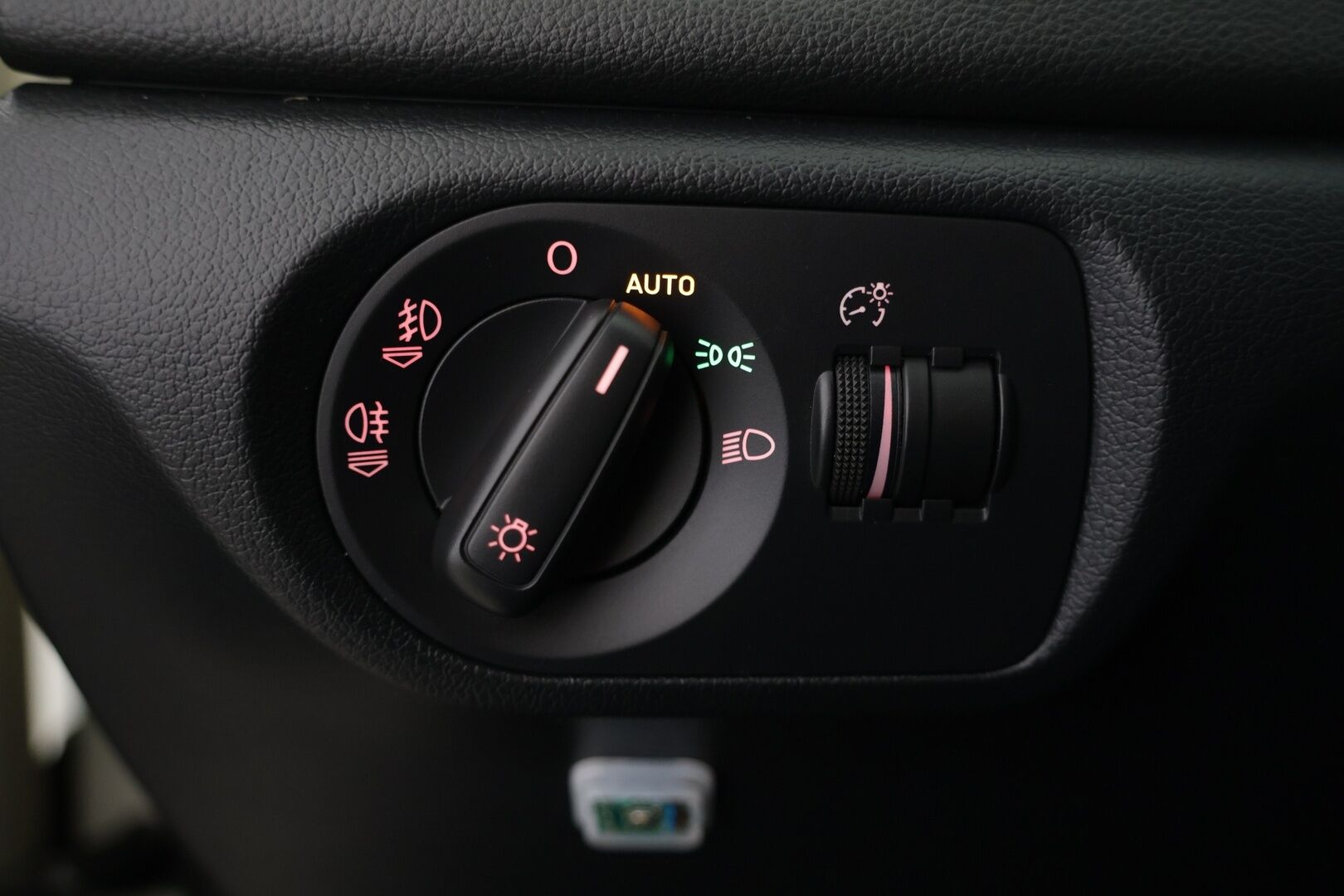 Audi Q3 2012 2,0 TDI quattro S tronic 130 kW Start-Stop Business