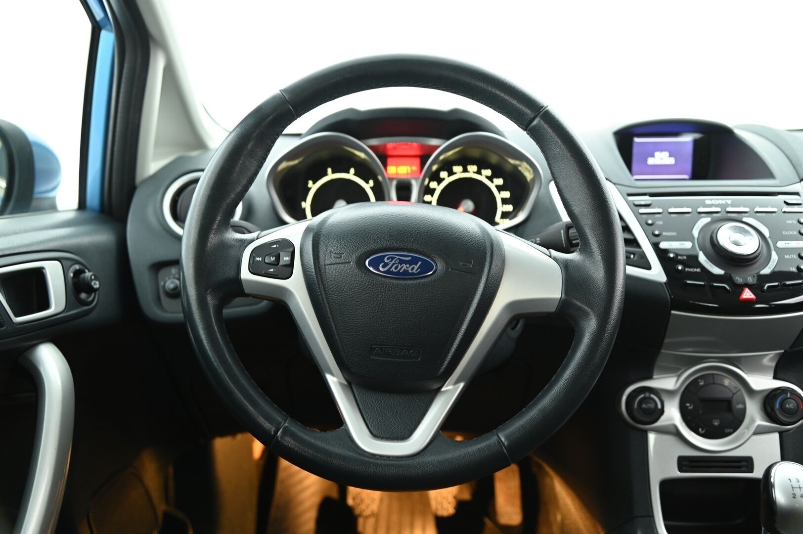 Ford Fiesta 2012 1,6 120 hv Titanium S M5 5-ovinen *Bluetooth / Lohkolämmitin sisäpistokkeella / Suomi-auto / Metalliväri* - Isommalla 1.6 litraisella luotettavalla moottorilla! Katsastettu 02/25 Huomautuksitta!