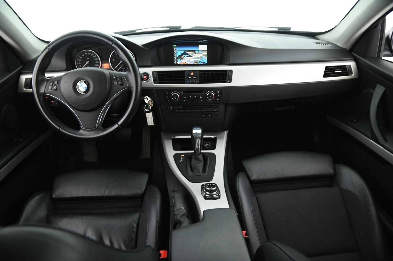 BMW 320 2012 d A TwinPower Turbo E92 Coupé **Vakkari / Navi / Sporttipenkit / Tutka / Suomiauto** - Facelift / Kahdet renkaat / Juuri katsastettu!