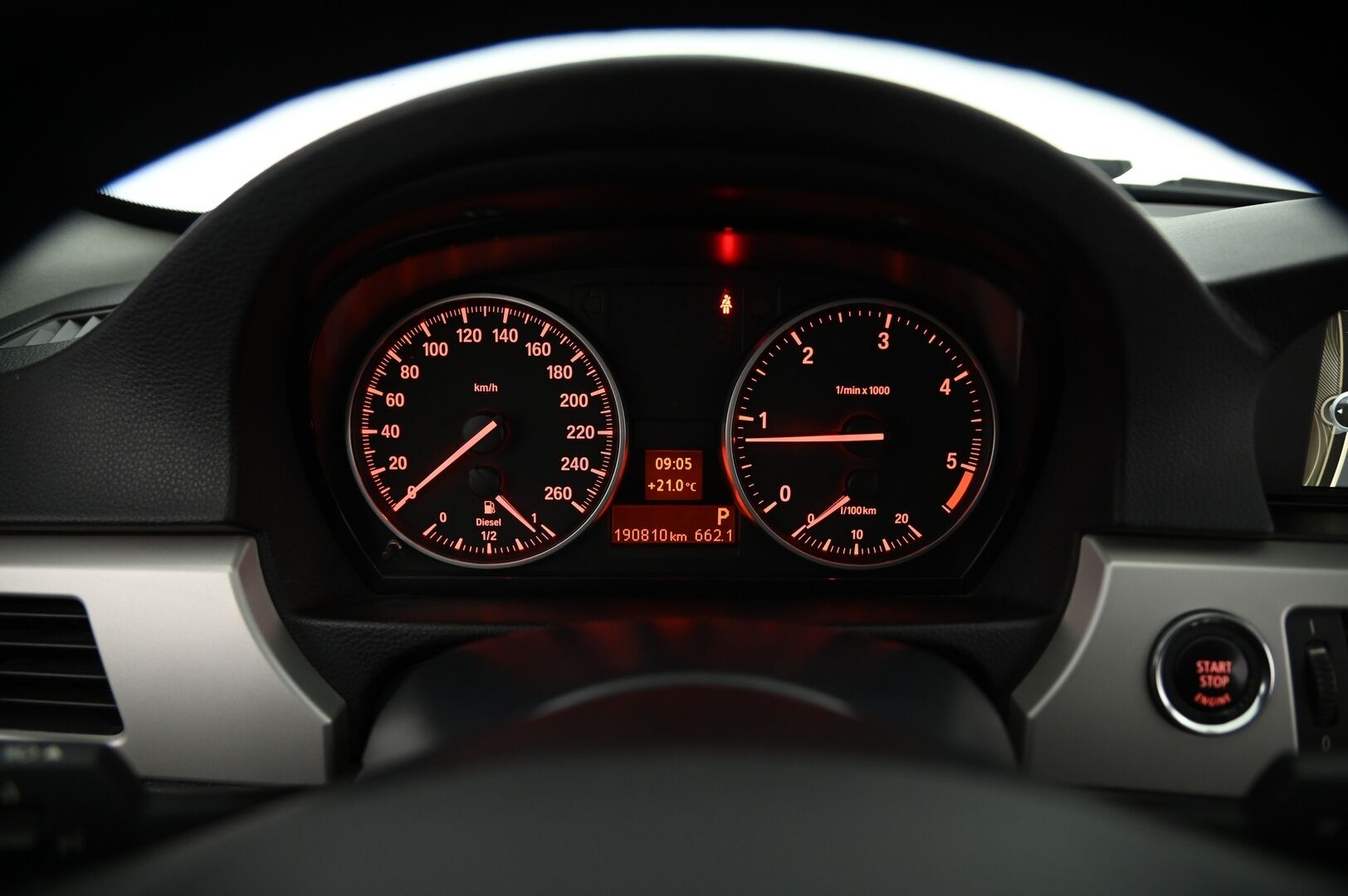 BMW 320 2012 d A TwinPower Turbo E92 Coupé **Vakkari / Navi / Sporttipenkit / Tutka / Suomiauto** - Facelift / Kahdet renkaat / Juuri katsastettu!
