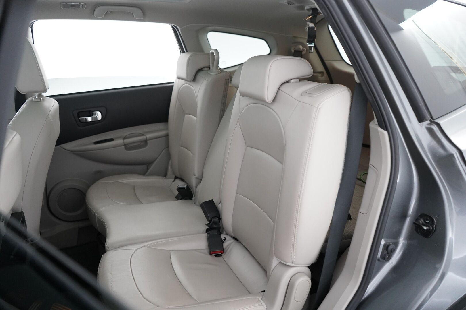 Nissan Qashqai+2 2012 2.0L Tekna 4WD CVT Premium Pack 7P * Suomi-auto / 2x Renkaat / Fiksu huoltohistoria! - Nahkasisusta / Panorama / Bose / Peruutuskamera / Lohkolämmitin / Vakionopeudensäädin