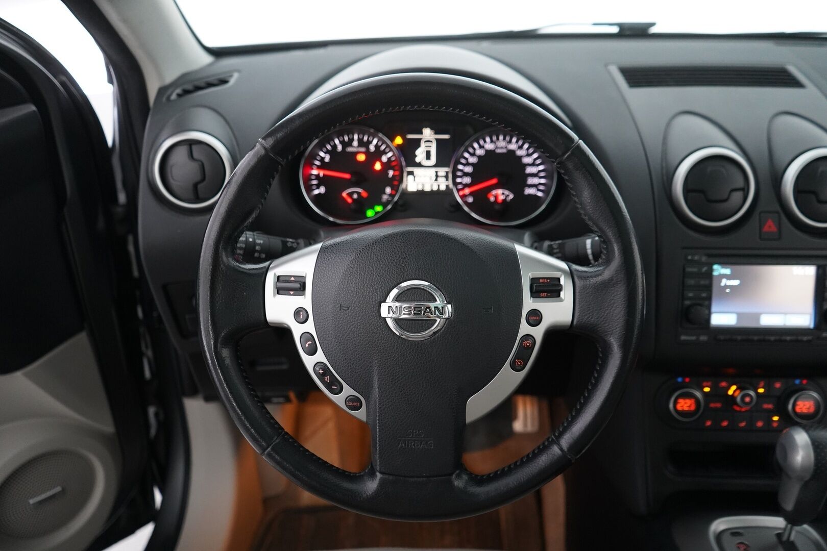 Nissan Qashqai+2 2012 2.0L Tekna 4WD CVT Premium Pack 7P * Suomi-auto / 2x Renkaat / Fiksu huoltohistoria! - Nahkasisusta / Panorama / Bose / Peruutuskamera / Lohkolämmitin / Vakionopeudensäädin