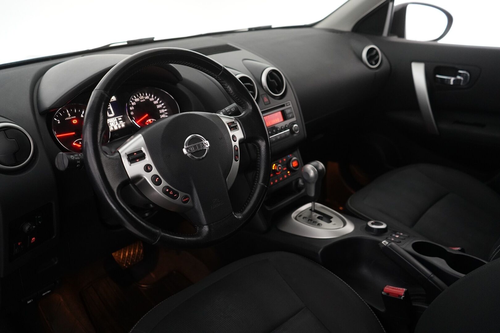 Nissan Qashqai+2 2012 2.0 dCi DPF Acenta 4WD 6A/T MY11 *YritysOutlet - Myydään vain yrityksille* - NELIVETO / Vakkari / Lasikatto / Koukku / Lohkolämmitin / Suomi-auto