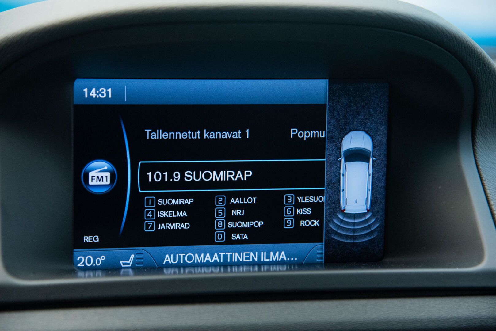 Volvo V70 2012 D2 Summum Aut - | Suomi-auto | Webasto | Koukku | Nahat muistilla | Lisäpitkä | Navigointi | P-tutkat | 2 x Hyvät Renkaat | Jakopää tehty 333tkm |