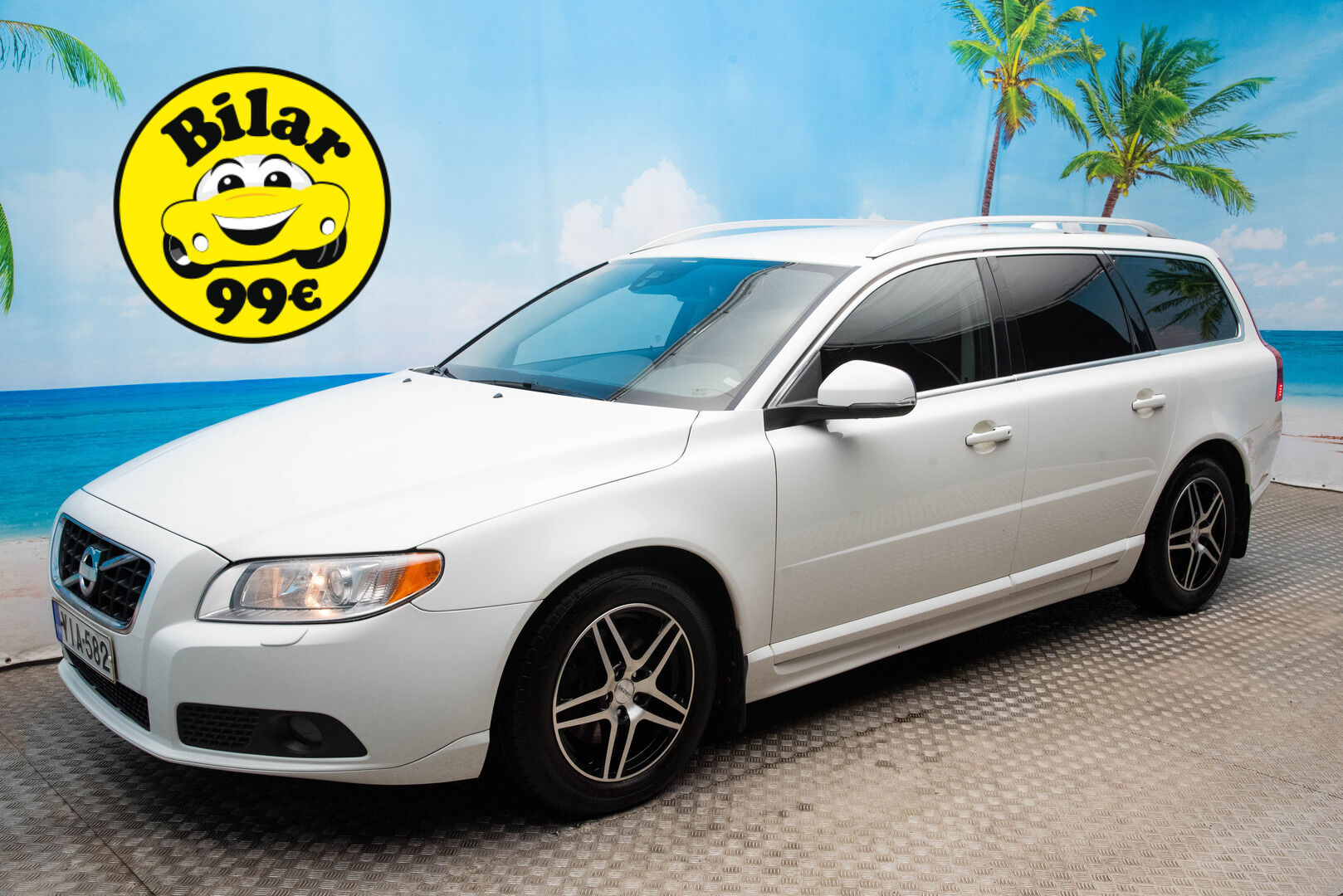 Volvo V70 2012 D2 Summum Aut - | Suomi-auto | Webasto | Koukku | Nahat muistilla | Lisäpitkä | Navigointi | P-tutkat | 2 x Hyvät Renkaat | Jakopää tehty 333tkm |