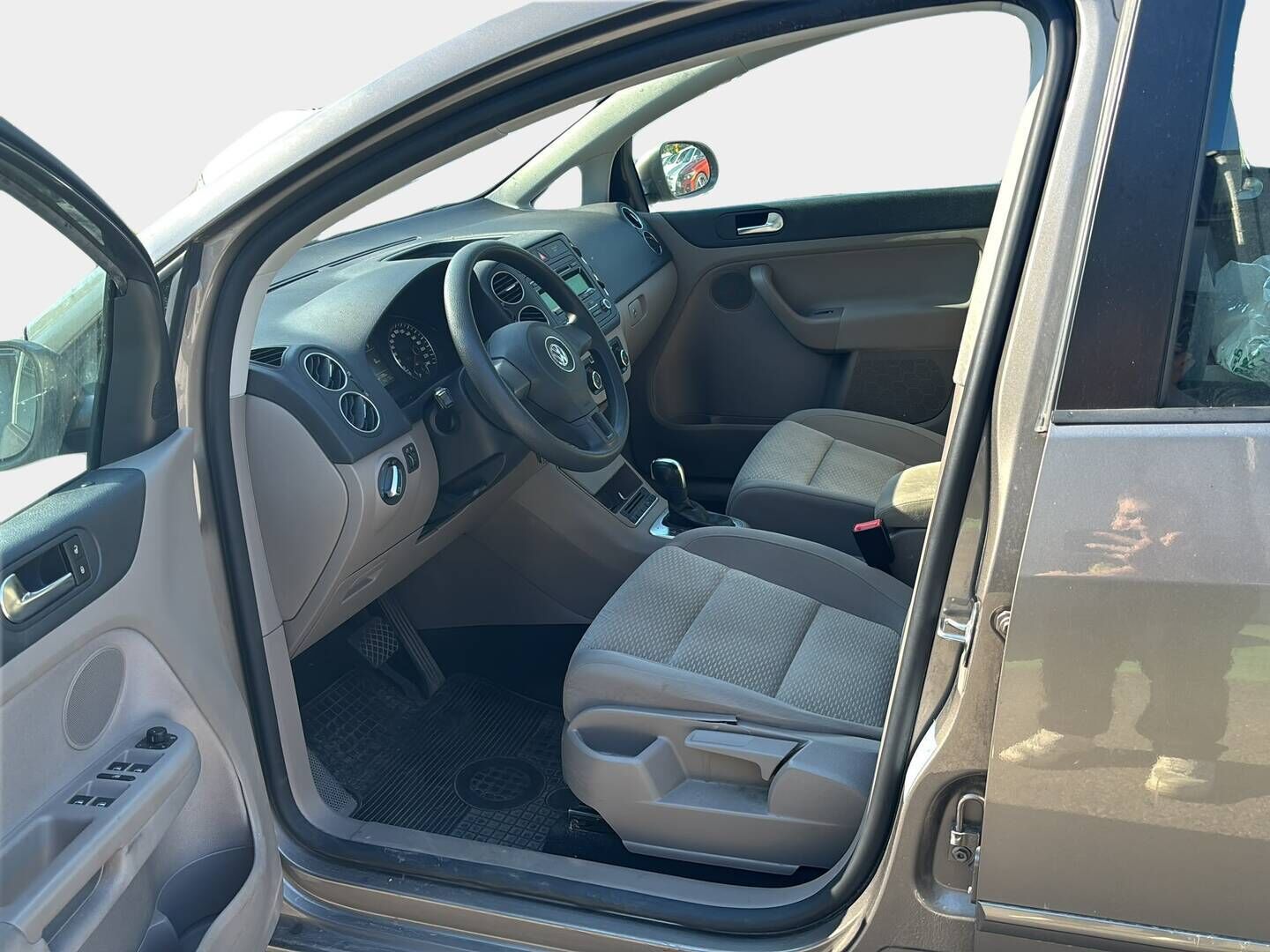 Volkswagen Golf Plus 2012 Comfortline 1,2 TSI 77 kW (105 hv) DSG-automaatti - | Ilmastointi | Vakionopeudensäädin | Vetokoukku |