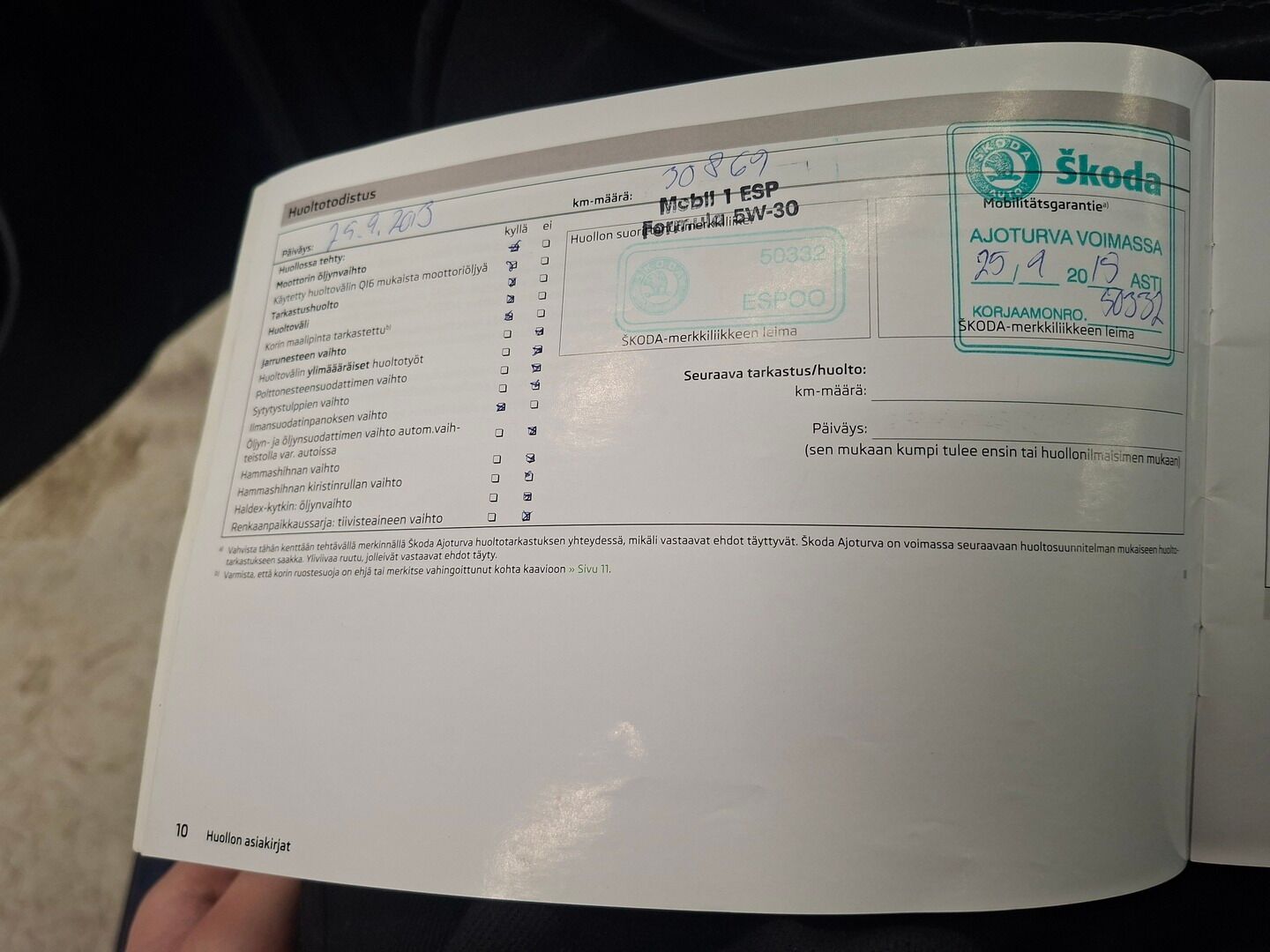 Skoda Octavia 2013 1,6 TDI Ambiente DSG Autom. * YritysOutlet - Myydään vain yrityksille / Navi / Vakkari * - YritysOutlet - Myydään vain yrityksille / JUURI KATSASTETTU!