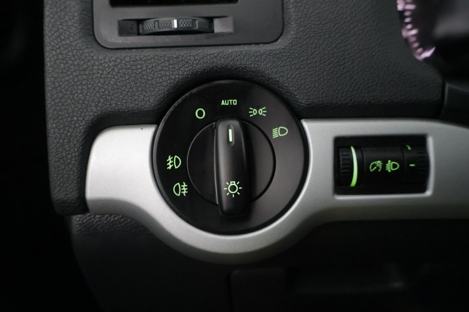 Skoda Octavia 2013 1,6 TDI Ambiente DSG Autom. * YritysOutlet - Myydään vain yrityksille / Navi / Vakkari * - YritysOutlet - Myydään vain yrityksille / JUURI KATSASTETTU!