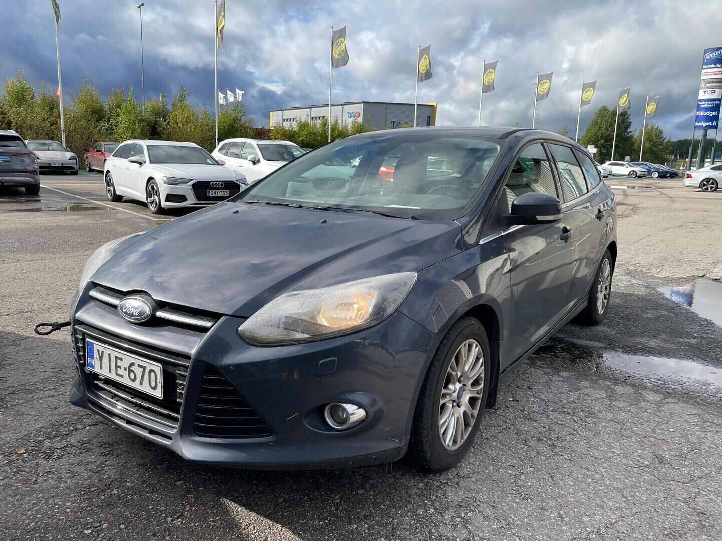 Ford Focus 2013 1,0 EcoBoost 125 hv Titanium * YritysOutlet - Myydään vain yrityksille / Lämm. tuulilasi / Lohkolämmitin / Vakkari * - *Ei tieliikennekelpoinen, moottorivaurio, auto sammunut ajosta eikä käynnisty / Yhdet renkaat *