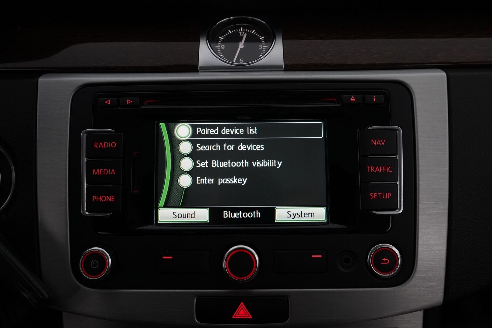 Volkswagen Passat 2013 Variant Highline 1,4 TSI MultiFuel 118 kW (160 hv) DSG *Panorama / PA-Lämmitin / Nahka-alcantara / Sähkökontti* - PA-Lisälämmitin / Panorama / Vetokoukku / Nahka-alcantara / Upea kunto