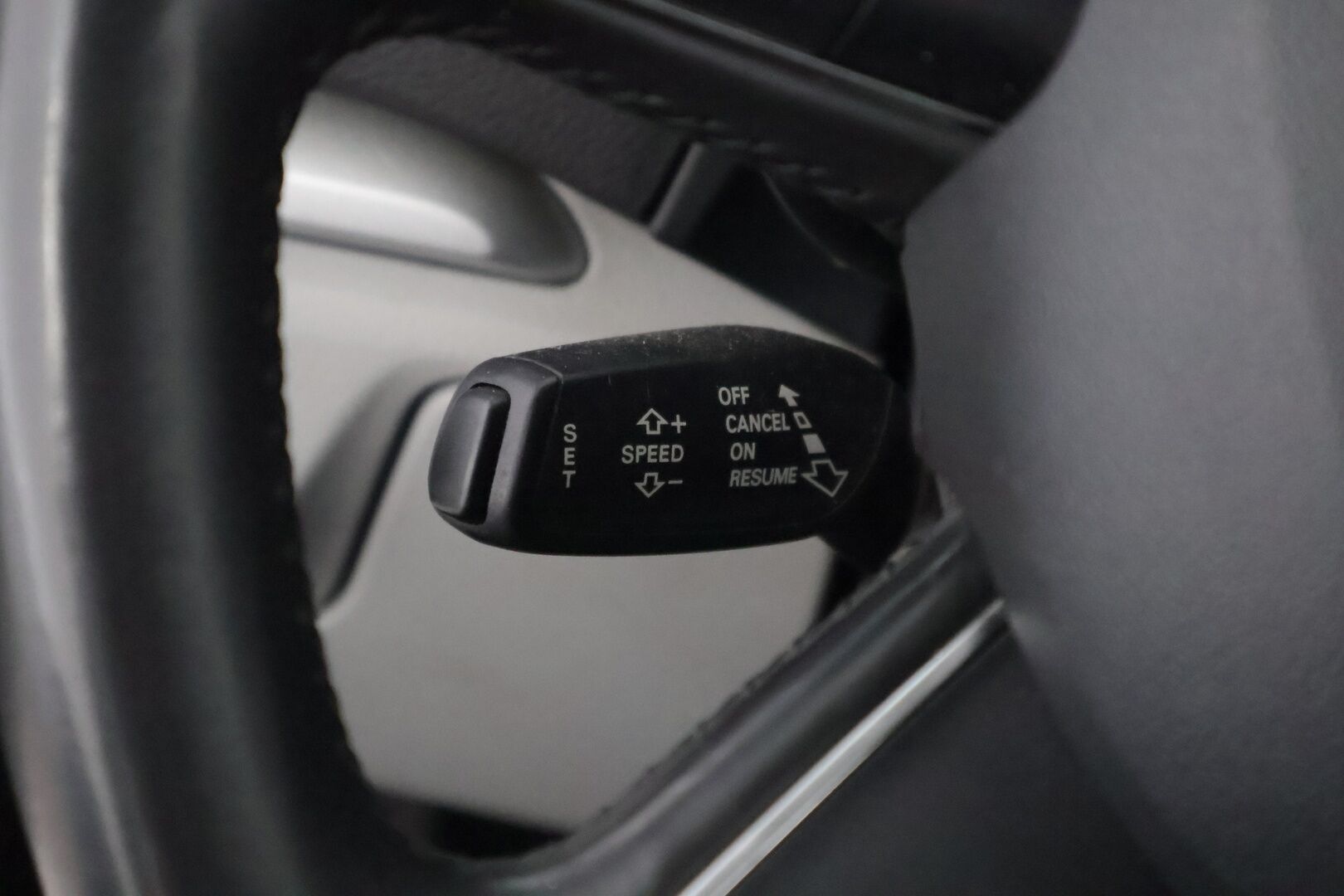 Audi A3 2013 Compact Coupé Business 1,4 TFSI 90 kW * Suomiauto / Vakkari / Xenon Plus / Lohko & Sisäpistoke / Upea väri! - Juuri katsastettu / 2x Hyvät renkaat / Juuri tullut Tampereelle! - HULLUT AVAJAISHULINAT KORKOTARJOUS 3,29 %