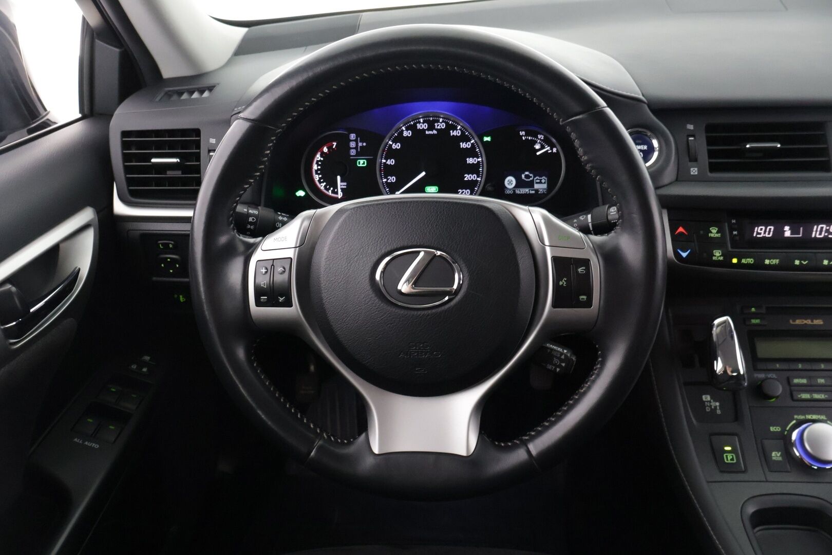 Lexus CT 2013 200h Hybrid A Comfort *Suomi-auto / P-kamera / Vakkari / Lohkolämmitin / 2xrenkaat*
