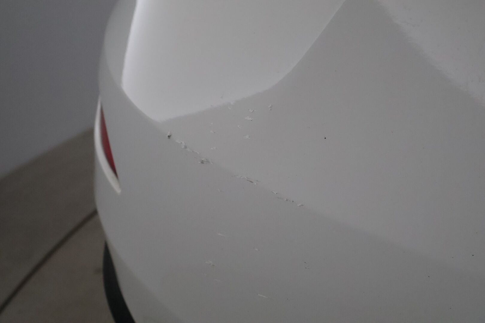 Volvo V40 2013 D2 Kinetic - Myydään huutokaupat.com | Siisti yksilö hyvällä historialla ja ajettavuudella