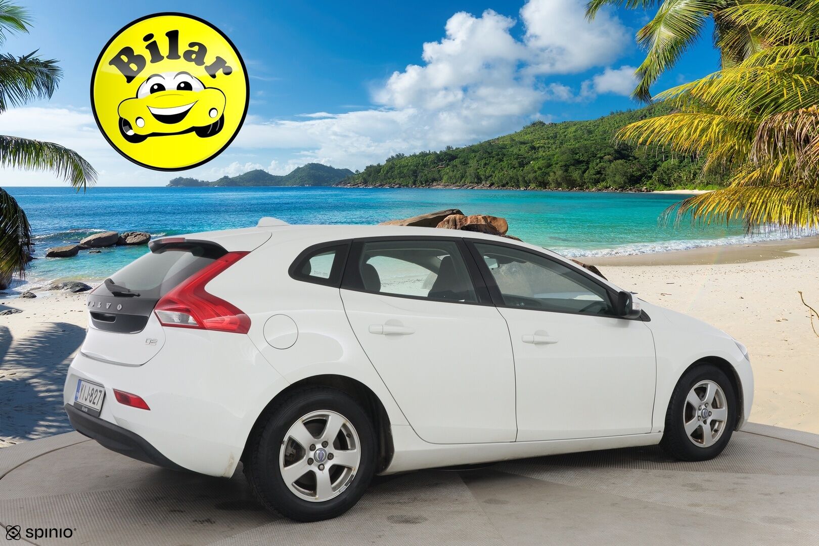 Volvo V40 2013 D2 Kinetic - Myydään huutokaupat.com | Siisti yksilö hyvällä historialla ja ajettavuudella