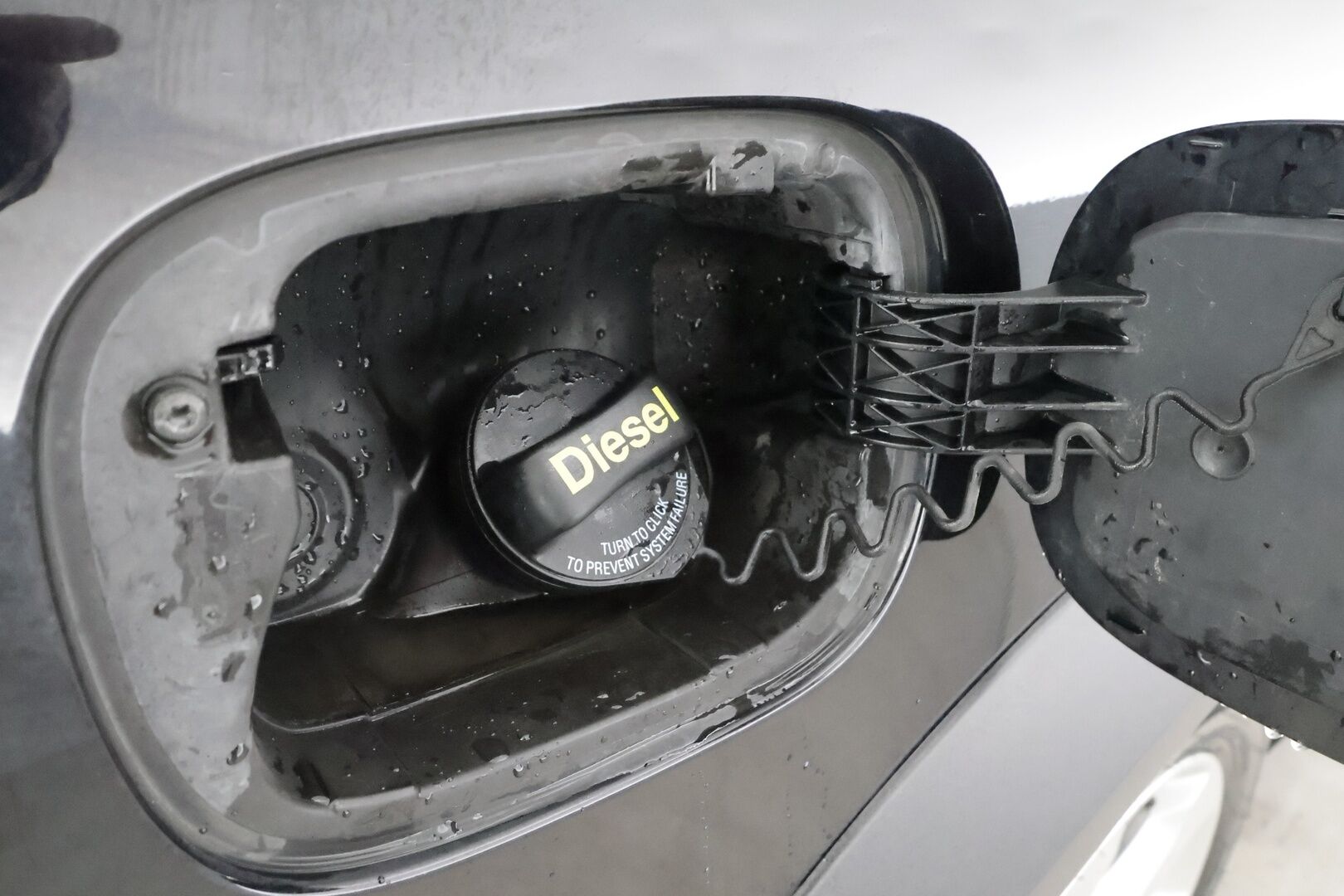 Volvo XC70 2014 D5 AWD Summum aut * ACC / P.tutkat / Aktiiv.Xenon / Navi / Lasikattoluukku / Webasto / Koukku / KeylessGo / BLIS / Vaaleat nahat * - Digimittaristo / Muistipenkki / Sähköluukku / Kahdet renkaat aluvanteilla / Huippusiisti - HULLU BLACKWEEK KORKOTARJOUS 2,49%