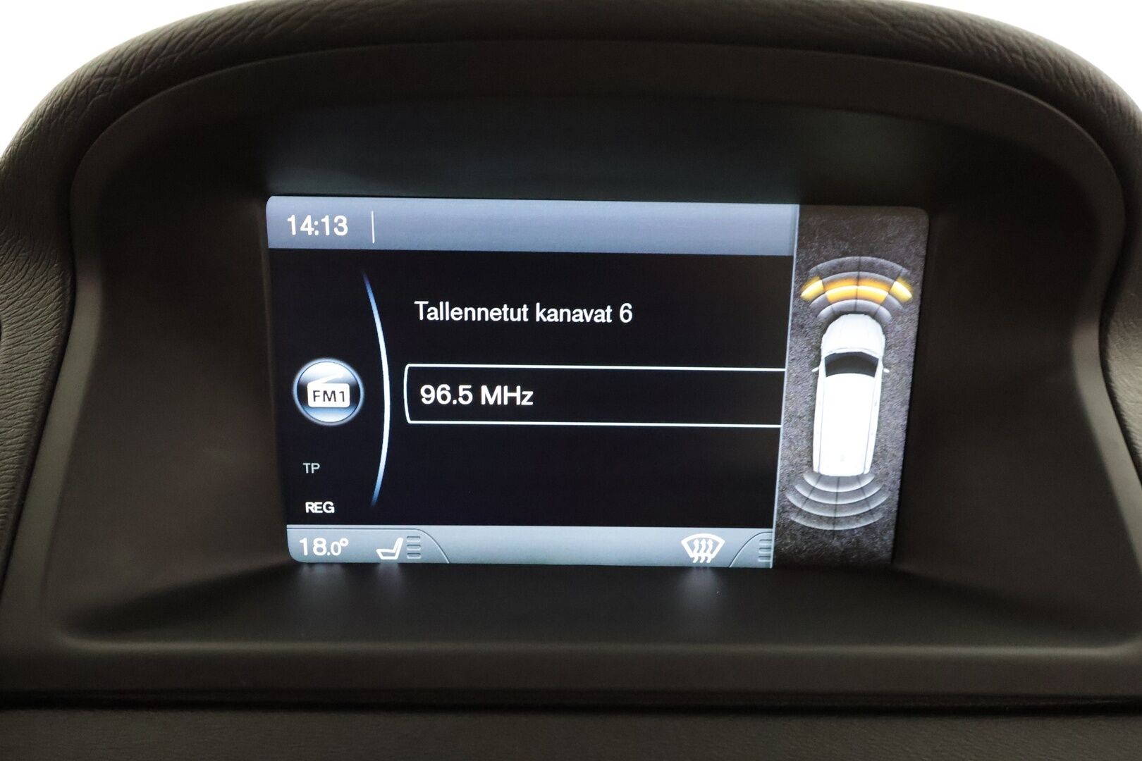 Volvo XC70 2014 D5 AWD Summum aut * ACC / P.tutkat / Aktiiv.Xenon / Navi / Lasikattoluukku / Webasto / Koukku / KeylessGo / BLIS / Vaaleat nahat * - Digimittaristo / Muistipenkki / Sähköluukku / Kahdet renkaat aluvanteilla / Huippusiisti - HULLU BLACKWEEK KORKOTARJOUS 2,49%