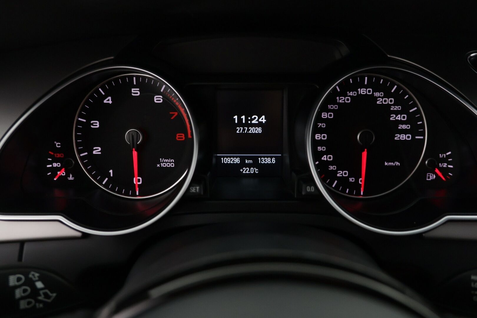 Audi A5 2014 Sportback Business 1,8 TFSI 125 kW multitronic - S-Line | Lohko + sis. lämmitin | P.tutkat | Siisti | 2x alum. vanteet