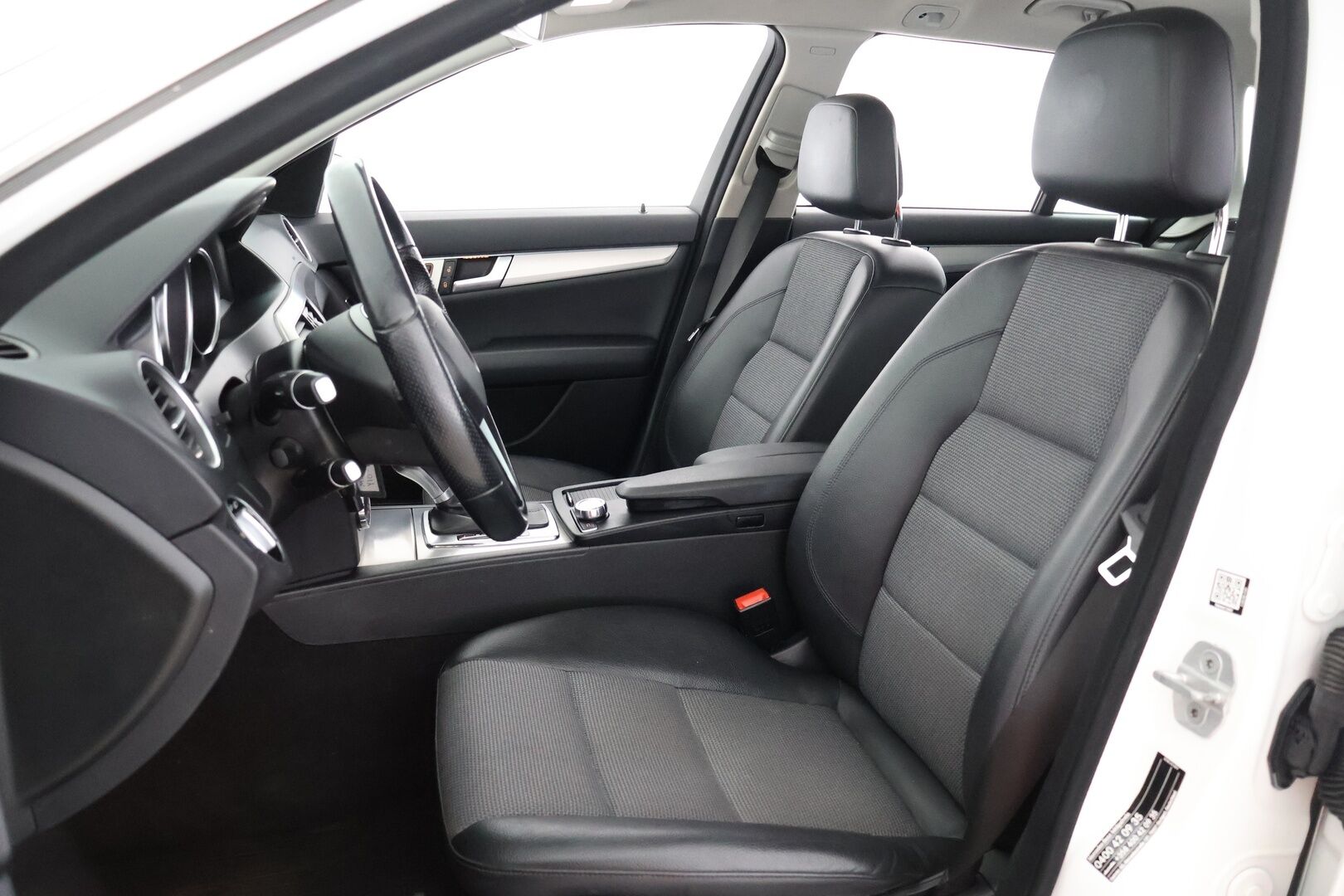Mercedes-Benz C 2014 220 CDI BE T 4Matic A Premium Business - Suomi-auto | Vakkari | ILS | IHC | Muistipenkit | Vetokoukku | Navi