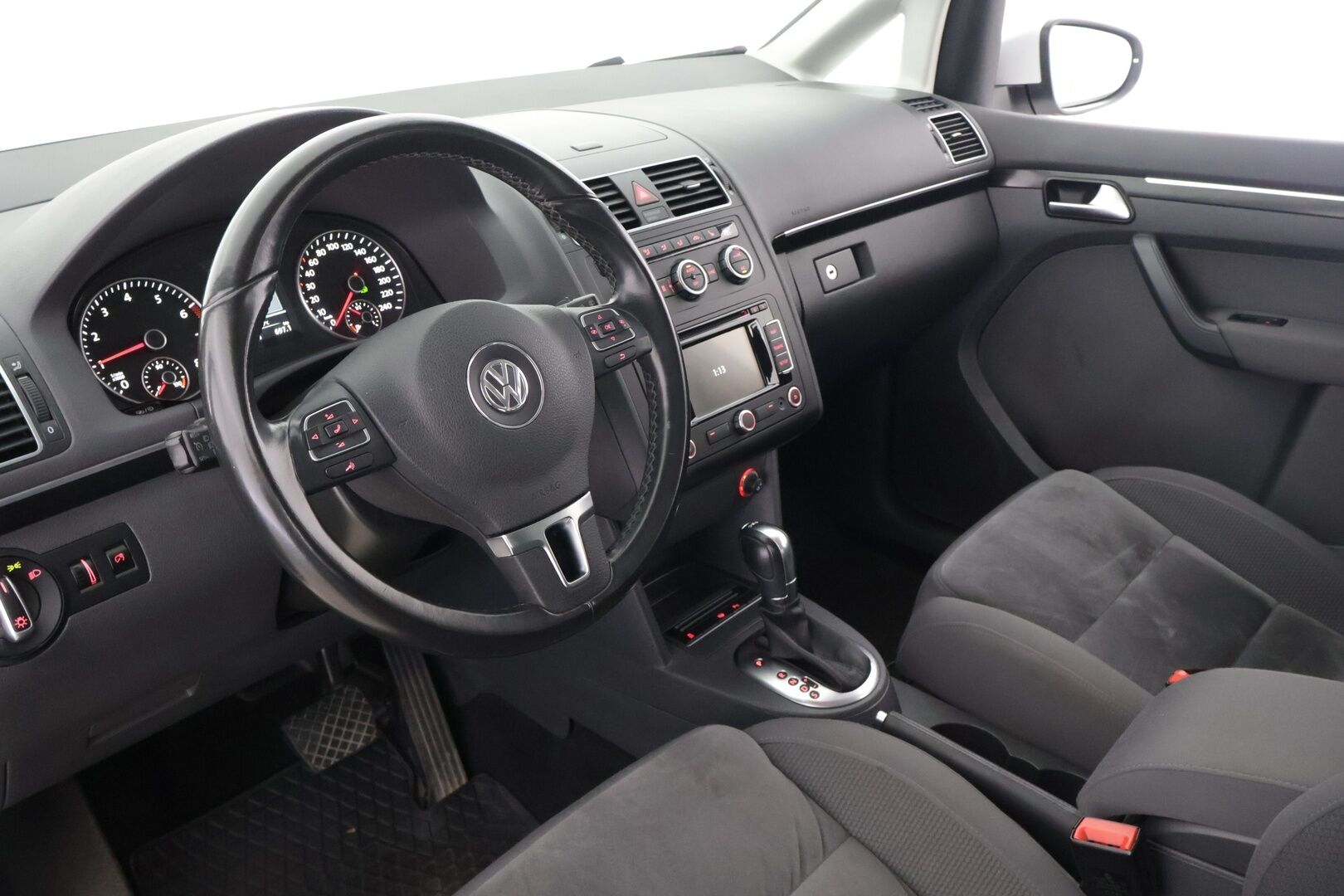 Volkswagen Touran 2014 Highline 1,4 TSI 103 kW (140 hv) DSG-automaatti - ** Bluetooth / Vakkari / Kangas-Alcantara / Juuri katsastettu ja huollettu **