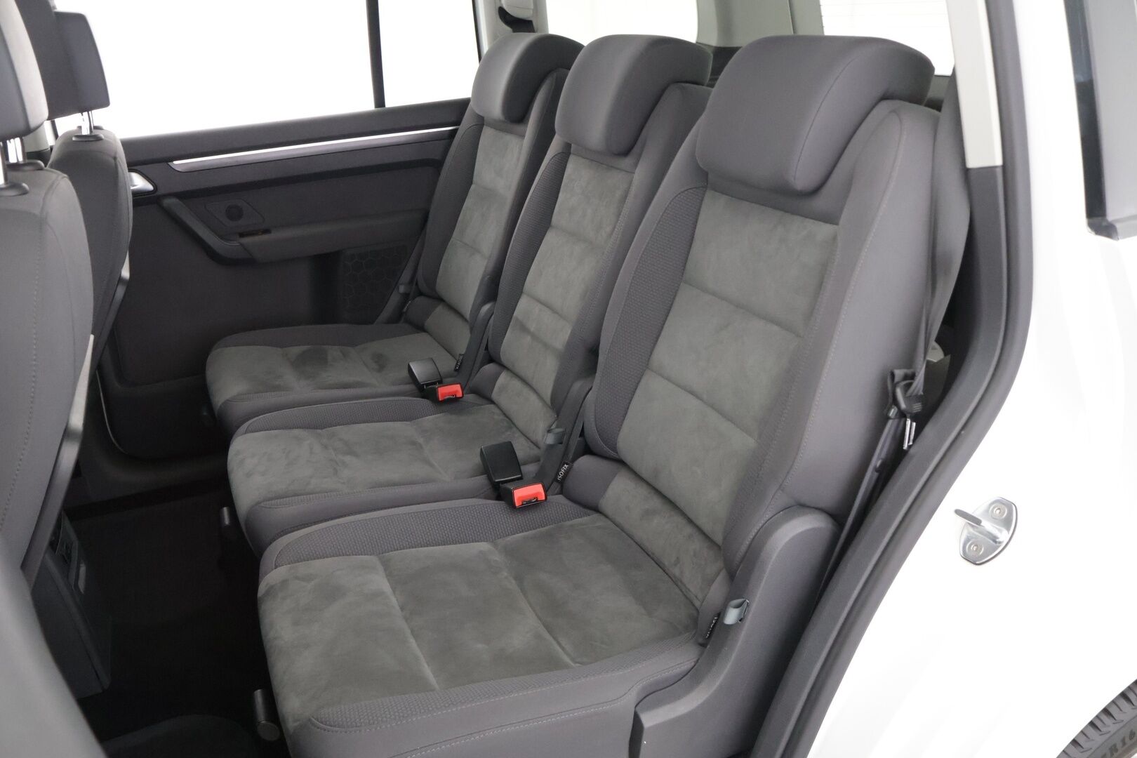 Volkswagen Touran 2014 Highline 1,4 TSI 103 kW (140 hv) DSG-automaatti - ** Bluetooth / Vakkari / Kangas-Alcantara / Juuri katsastettu ja huollettu **