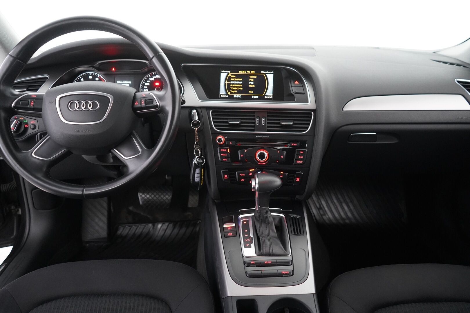 Audi A4 2014 Avant Business 1,8 TFSI 125 kW multitronic - Vakkari | Xenon | Tutkat | Suomi-auto | Hyvä huoltohistoria | Viimeisin huolto 141tkm