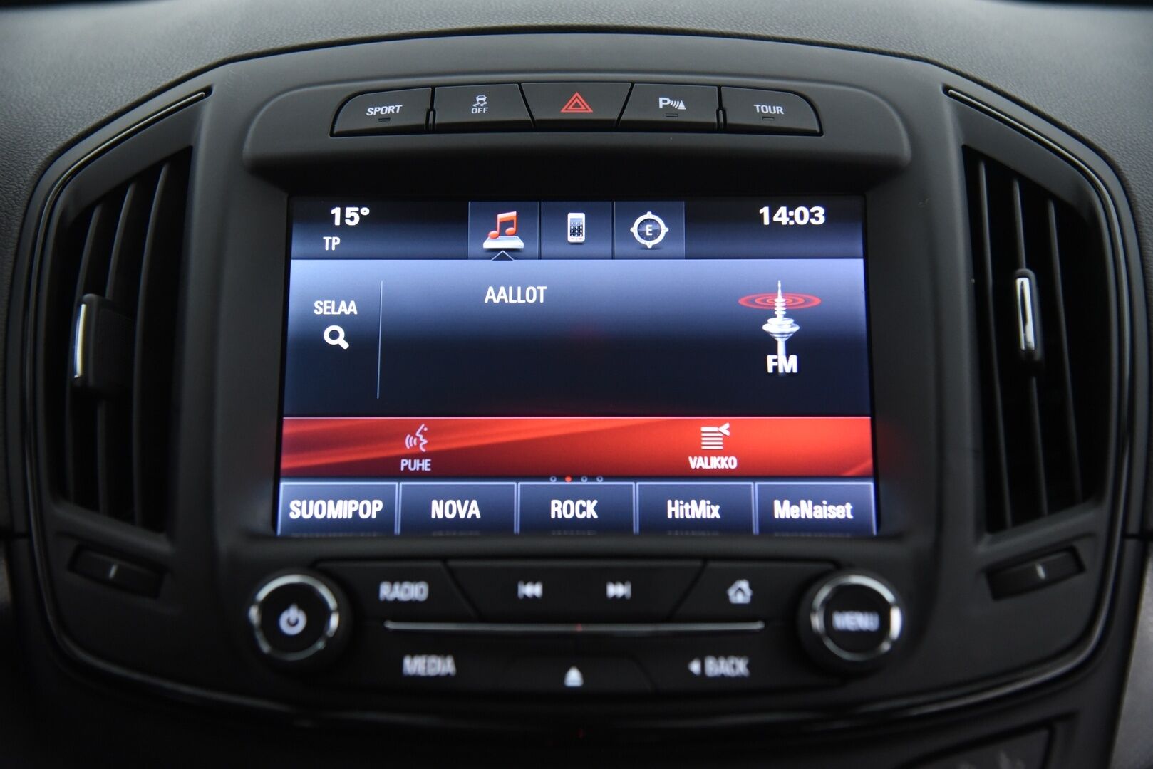 Opel Insignia 2014 4-ov Sport 1,6 Turbo 125kW AT6 * OPC-line / Webasto  / Vakkari / Muistipenkki * - Suomi-auto / Kahdet renkaat aluvantein / Tarkka huoltohistoria - HULLUT AVAJAISHULINAT KORKOTARJOUS 3,29 %