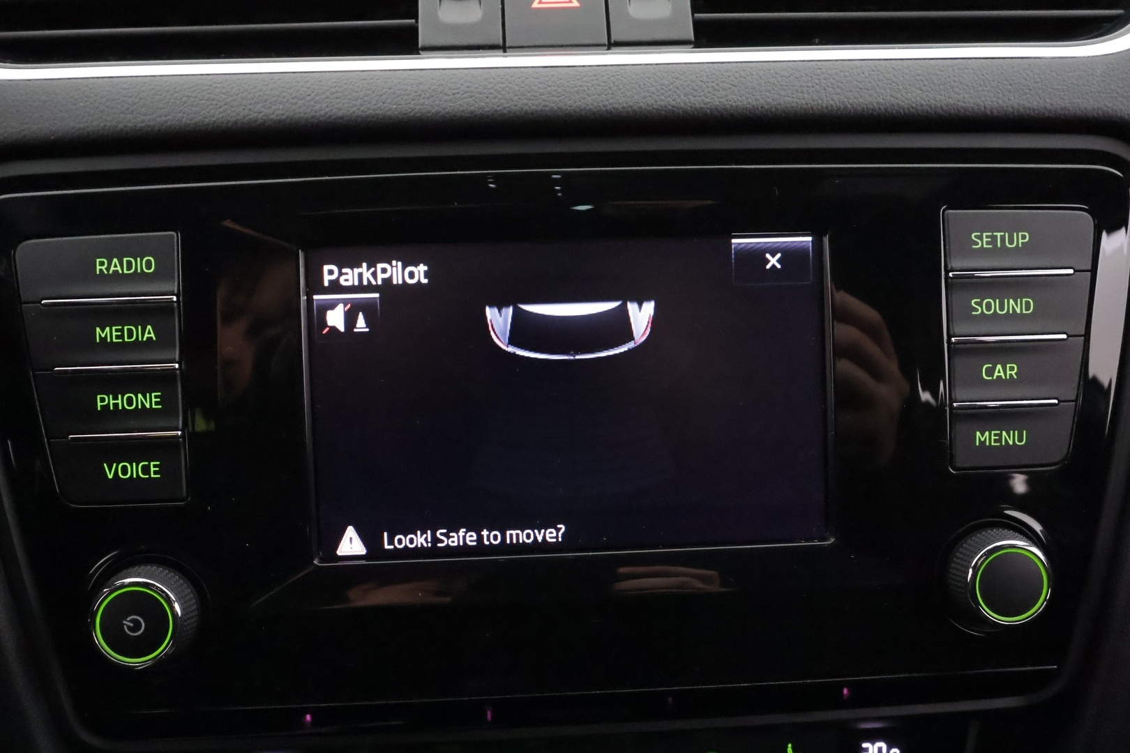 Skoda Octavia 2015 Combi 2,0 TSI RS - | ACC | Koukku | Xenon | P.tutka | Bluetooth | Suomi-auto | Kahdet Renkaat |