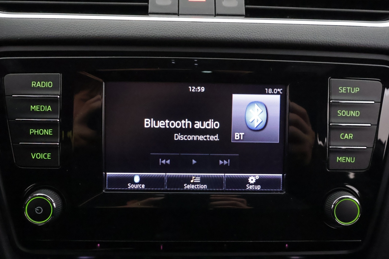 Skoda Octavia 2015 Combi 2,0 TSI RS - | ACC | Koukku | Xenon | P.tutka | Bluetooth | Suomi-auto | Kahdet Renkaat |