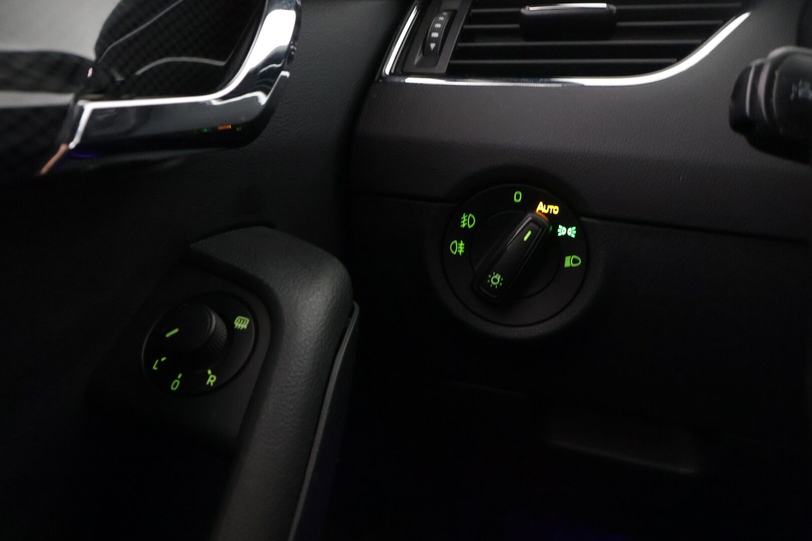 Skoda Octavia 2014 Combi 2,0 TDI RS YritysOutlet - Myydään vain yrityksille - YritysOutlet - Myydään vain yrityksille - Osta nyt, maksa vasta ensi vuonna