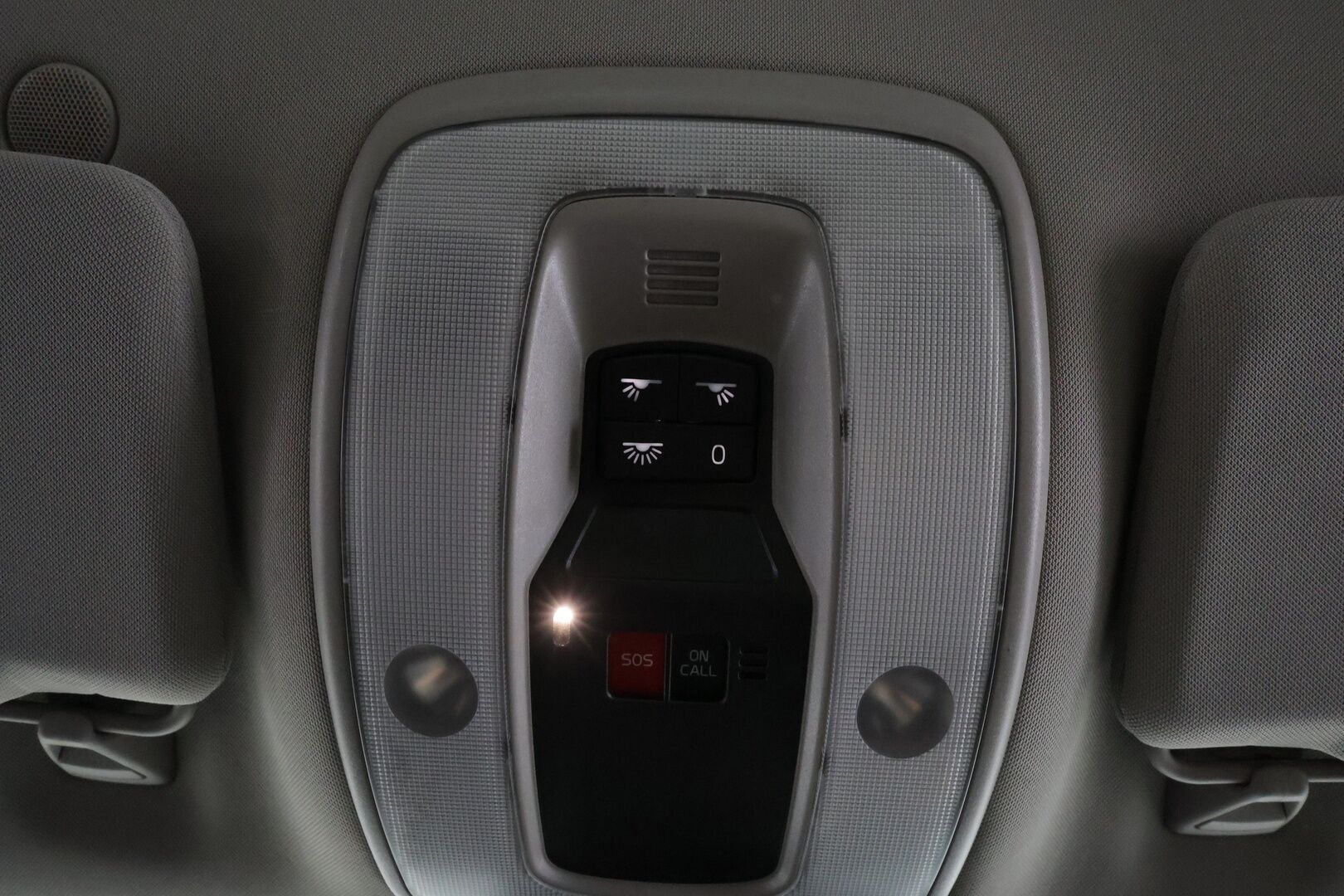 Volvo V60 2015 D4 Ocean Race Business aut * Webasto / Koukku / Vakkari / Xenon / P.Tutka / Puolinahat / Navi * - Suomi-auto / Kahdet renkaat - Osta nyt, maksa vasta ensi vuonna