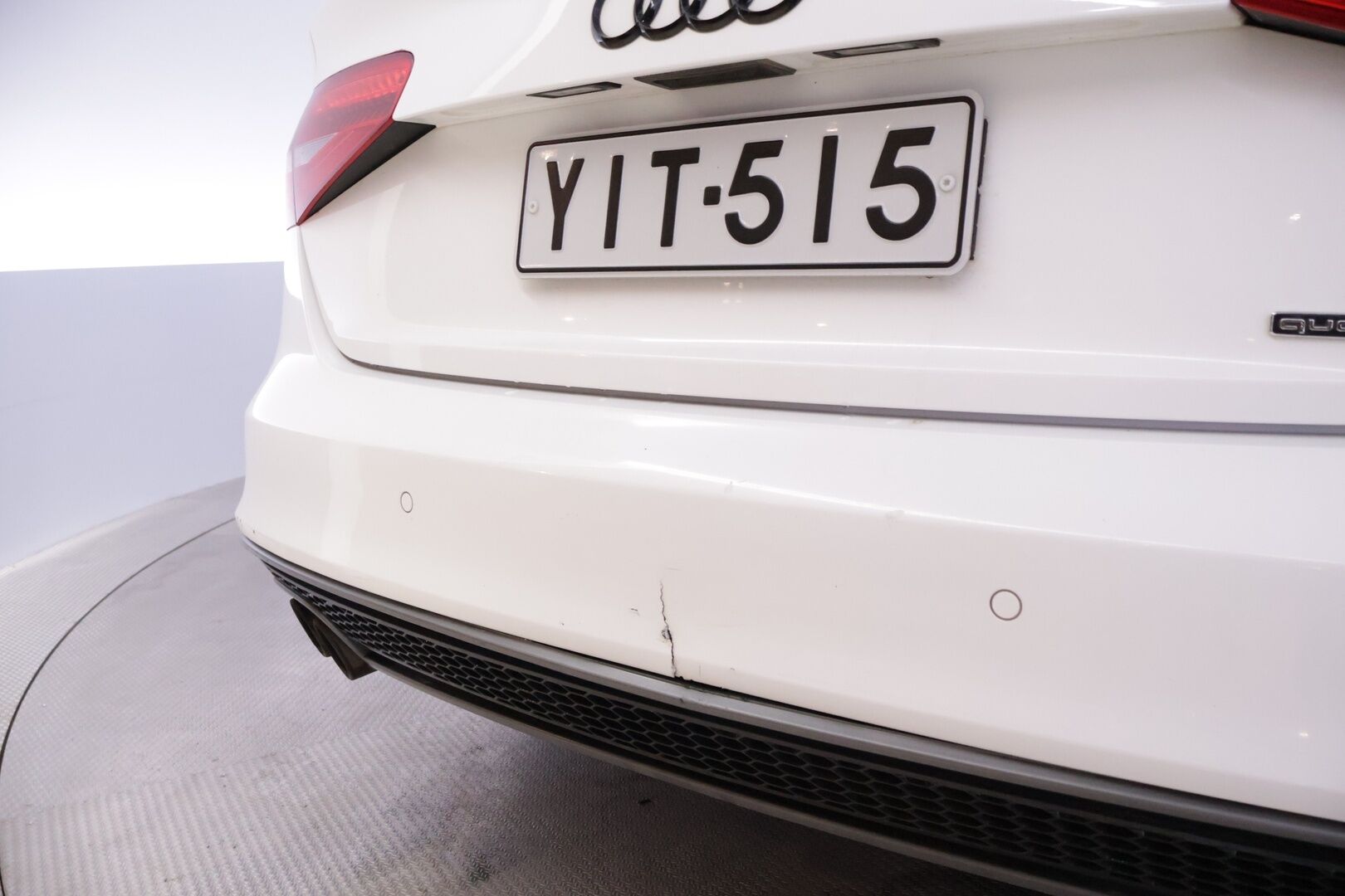Audi A4 2015 Sedan TDI Edition 2,0 TDI clean diesel 140 kW quattro S tronic - Myydään Huutokaupat.com