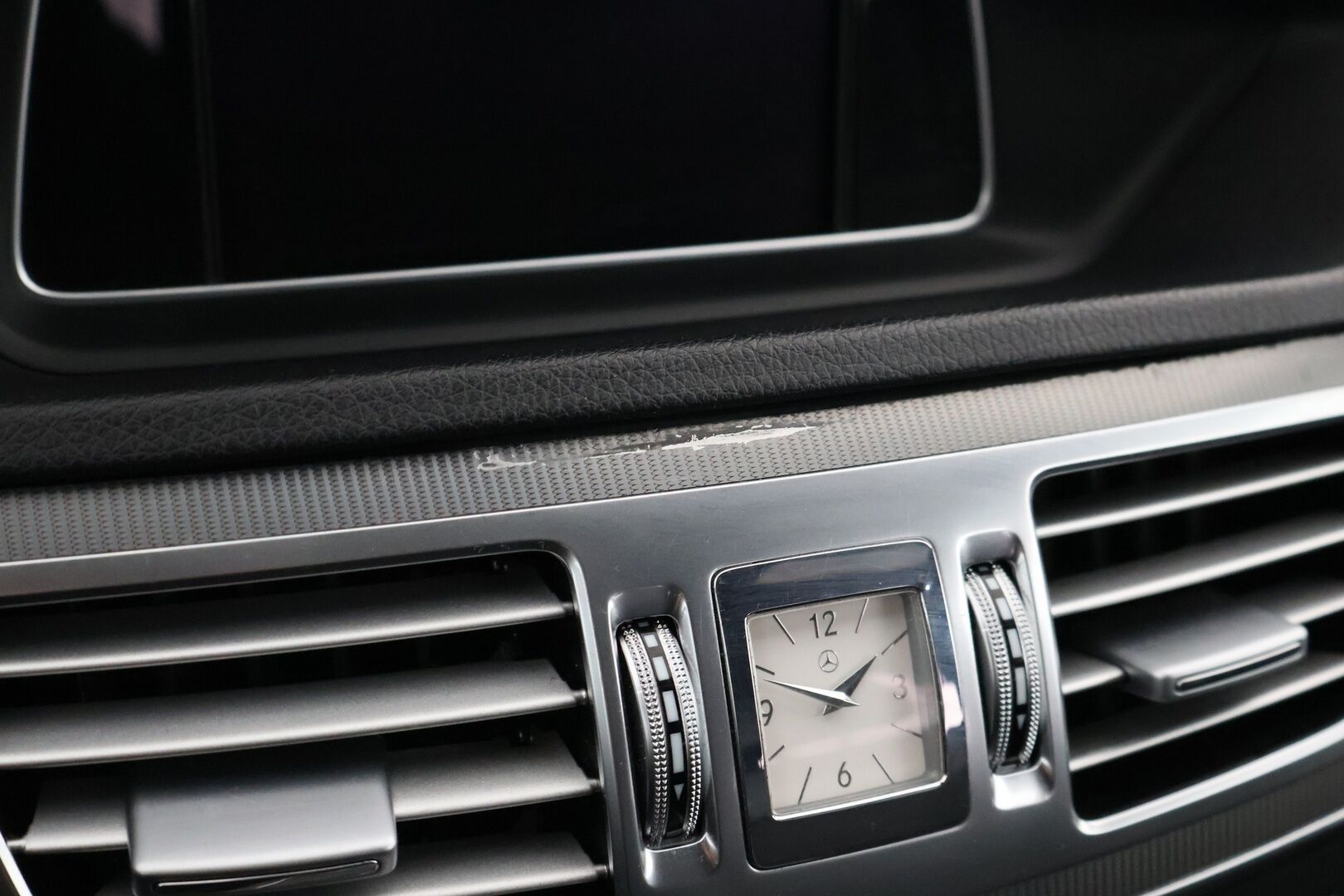 Mercedes-Benz E 2015 220 BlueTec T A Business - TÄMÄ AUTO MYYDÄÄN HUUTOKAUPAT.COM:ssa