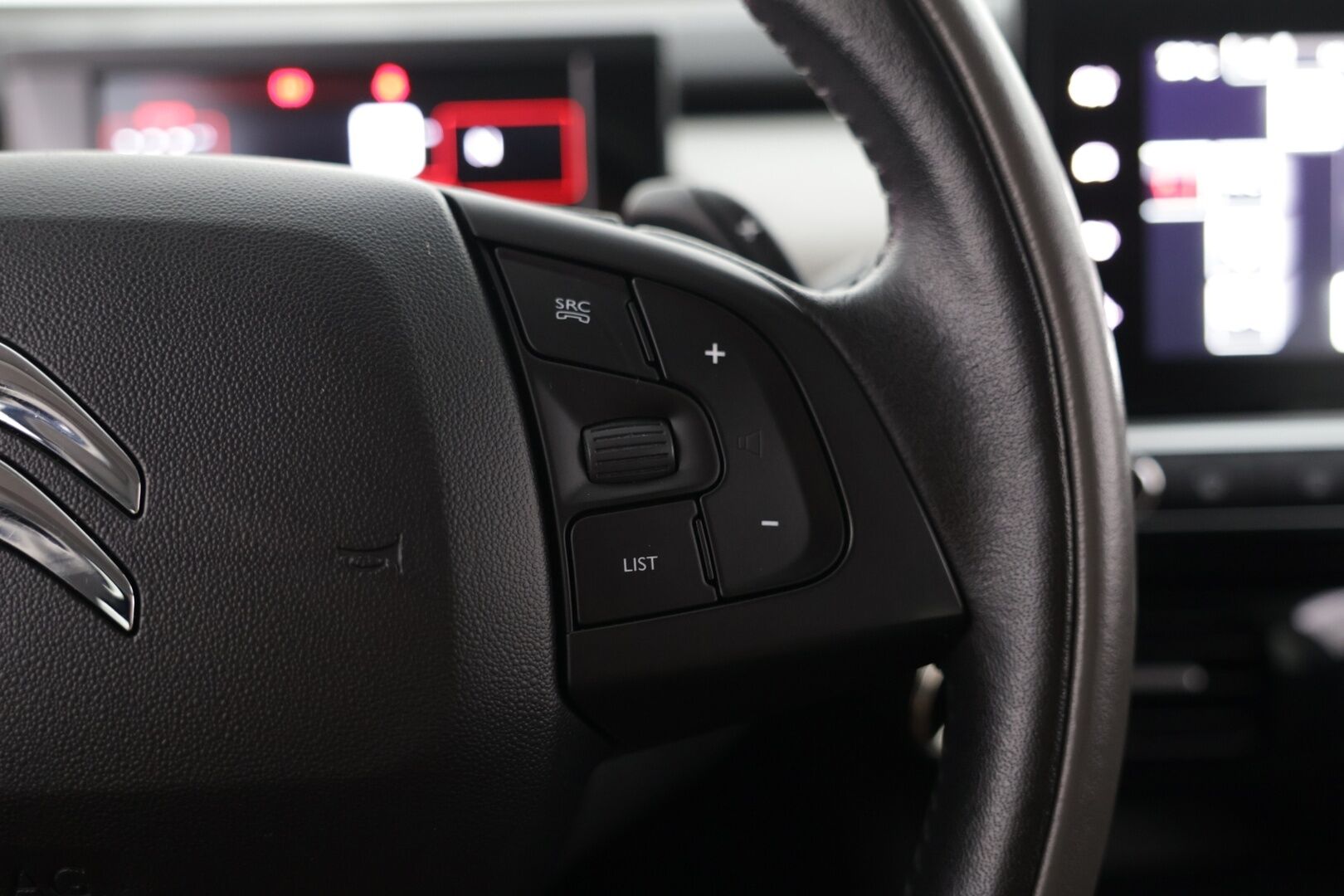 Citroen C4 Cactus 2015 e-VTi 82 Shine ETG Automaatti / P.Kamera / Juuri huollettu / Digimittaristo / Touchpad - Juuri Saapunut! / Taloudellinen / Hyvin pidetty