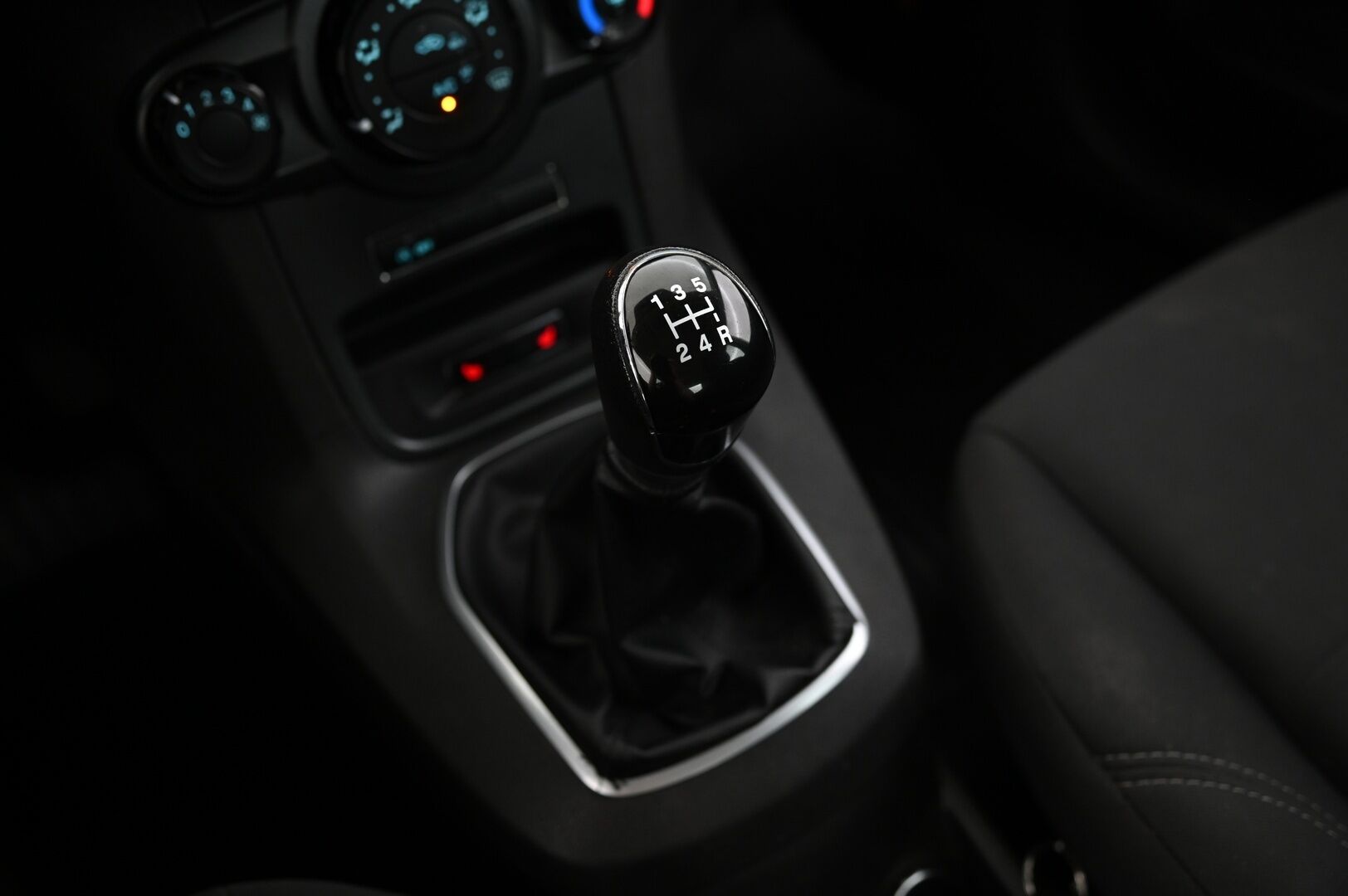 Ford Fiesta 2015 1,0 80hv Start/Stop Trend M5 5-ovinen *Myydään Huutokaupat.com sivun kautta*