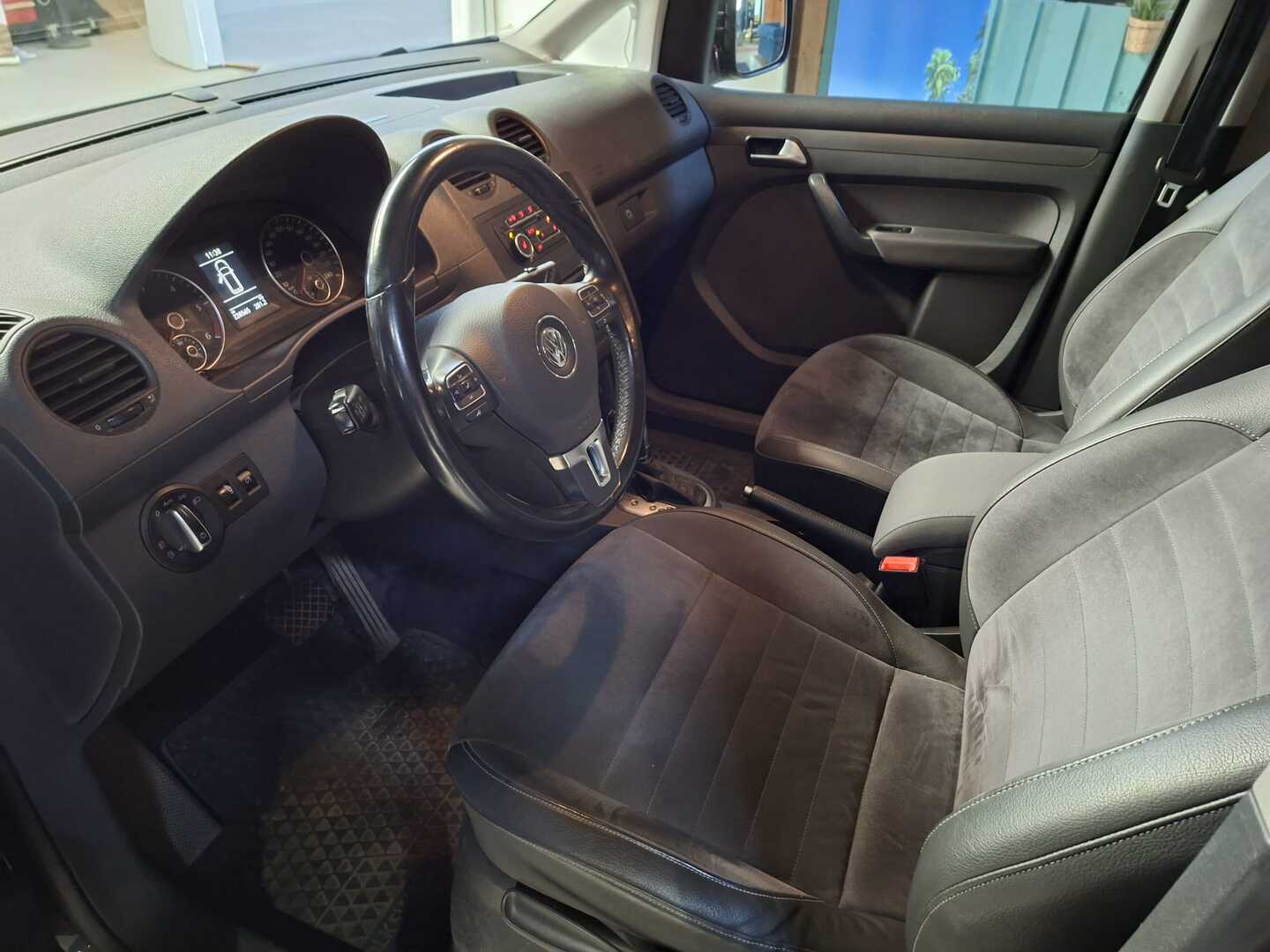 Volkswagen Caddy Maxi 2015, photo 4/5