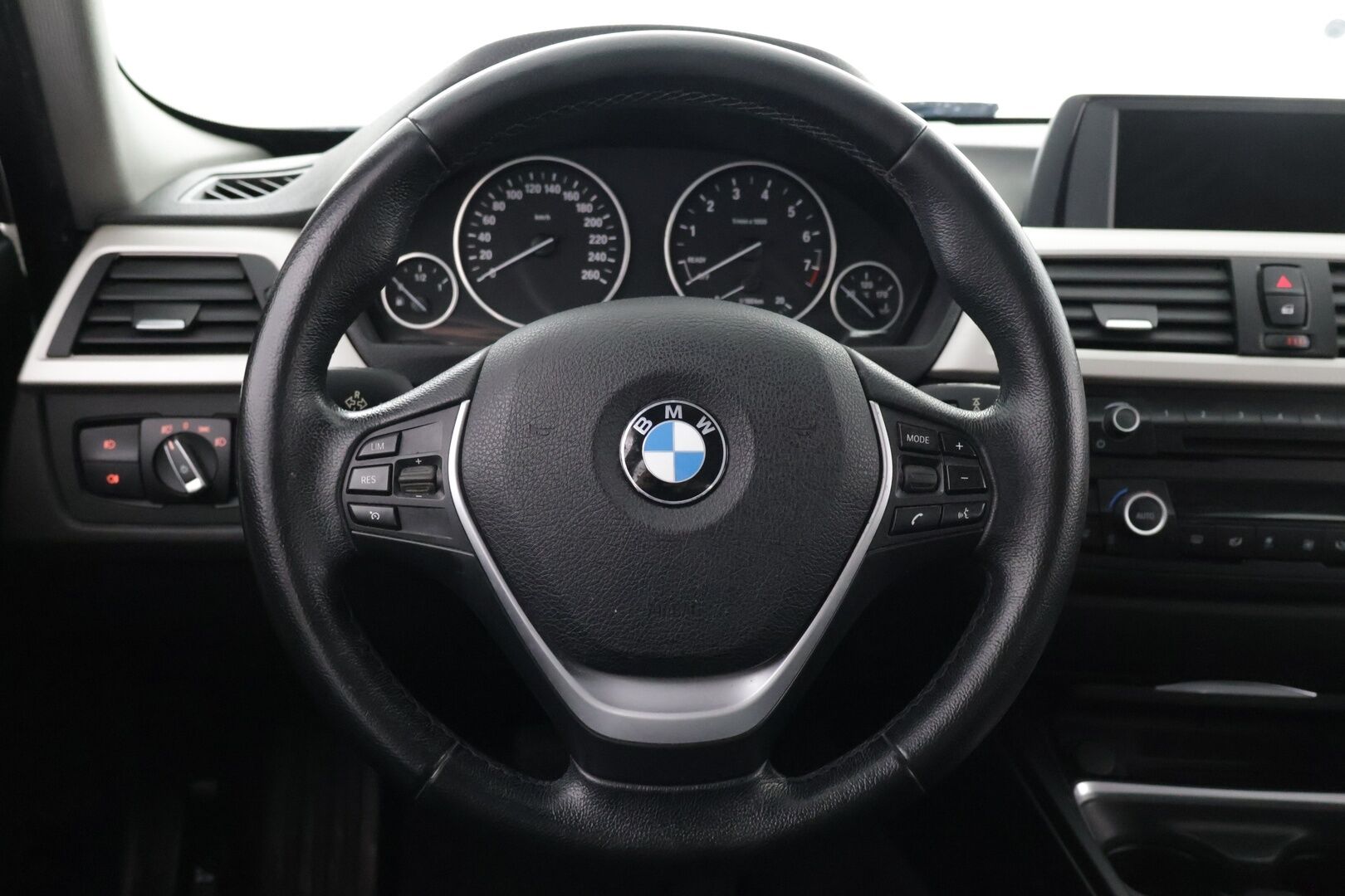 BMW 316 2014 F31 Touring 316i A Business