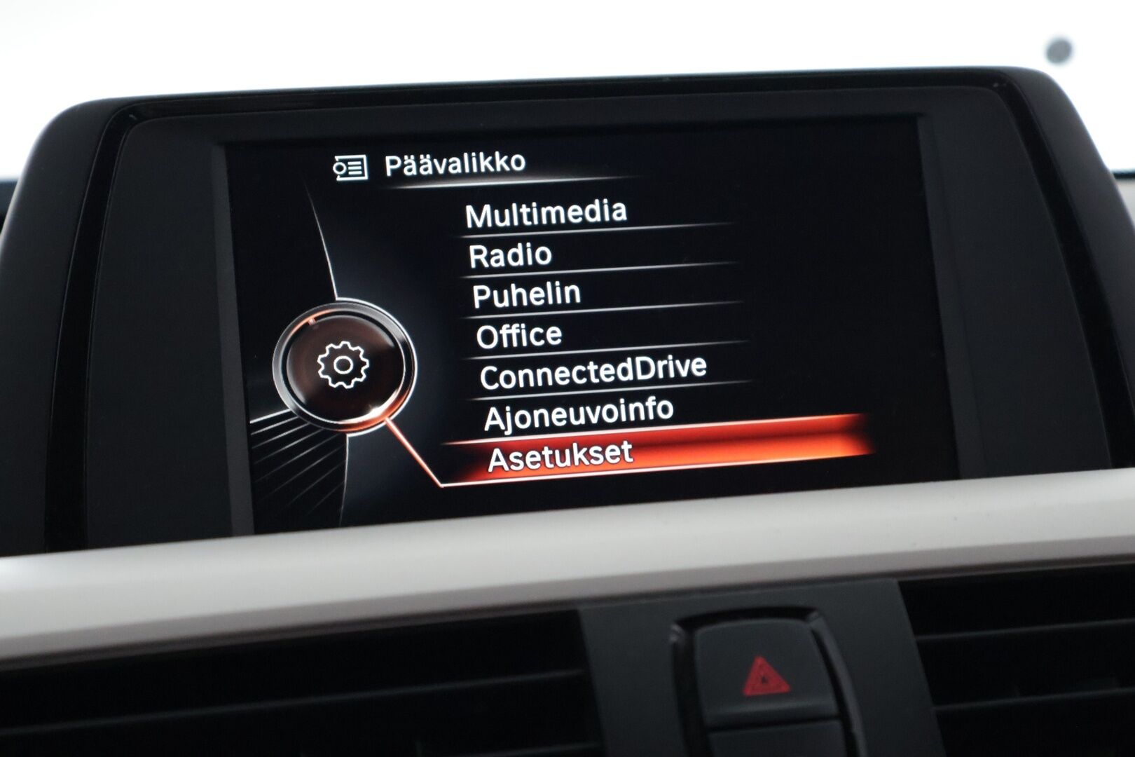 BMW 316 2014 F31 Touring 316i A Business
